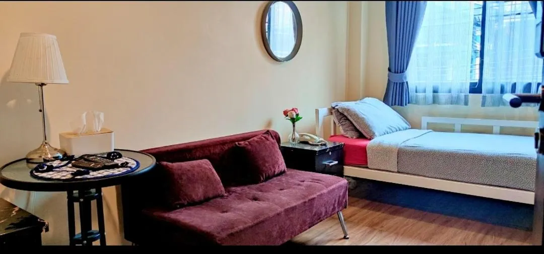 Bed in The Cube Sathorn Boutique Hotel เดอะ คิวบ์ สาทร บูติค โฮเทล Near BTS Surasak