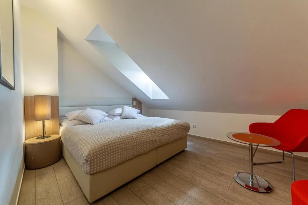 Bed in Salvator Boutique Hotel vegan-friendly