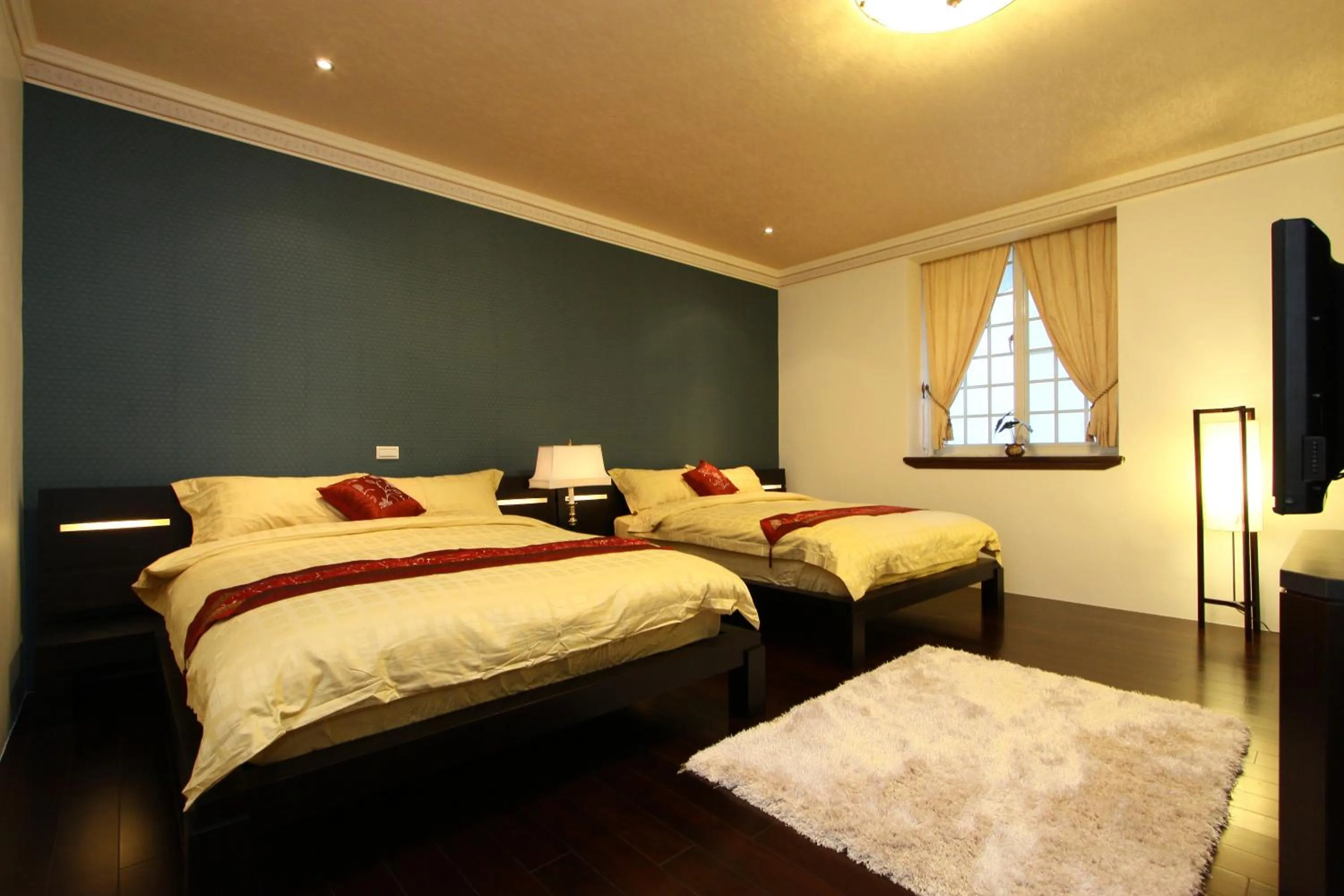 Photo of the whole room, Bed in Star Shine B&B