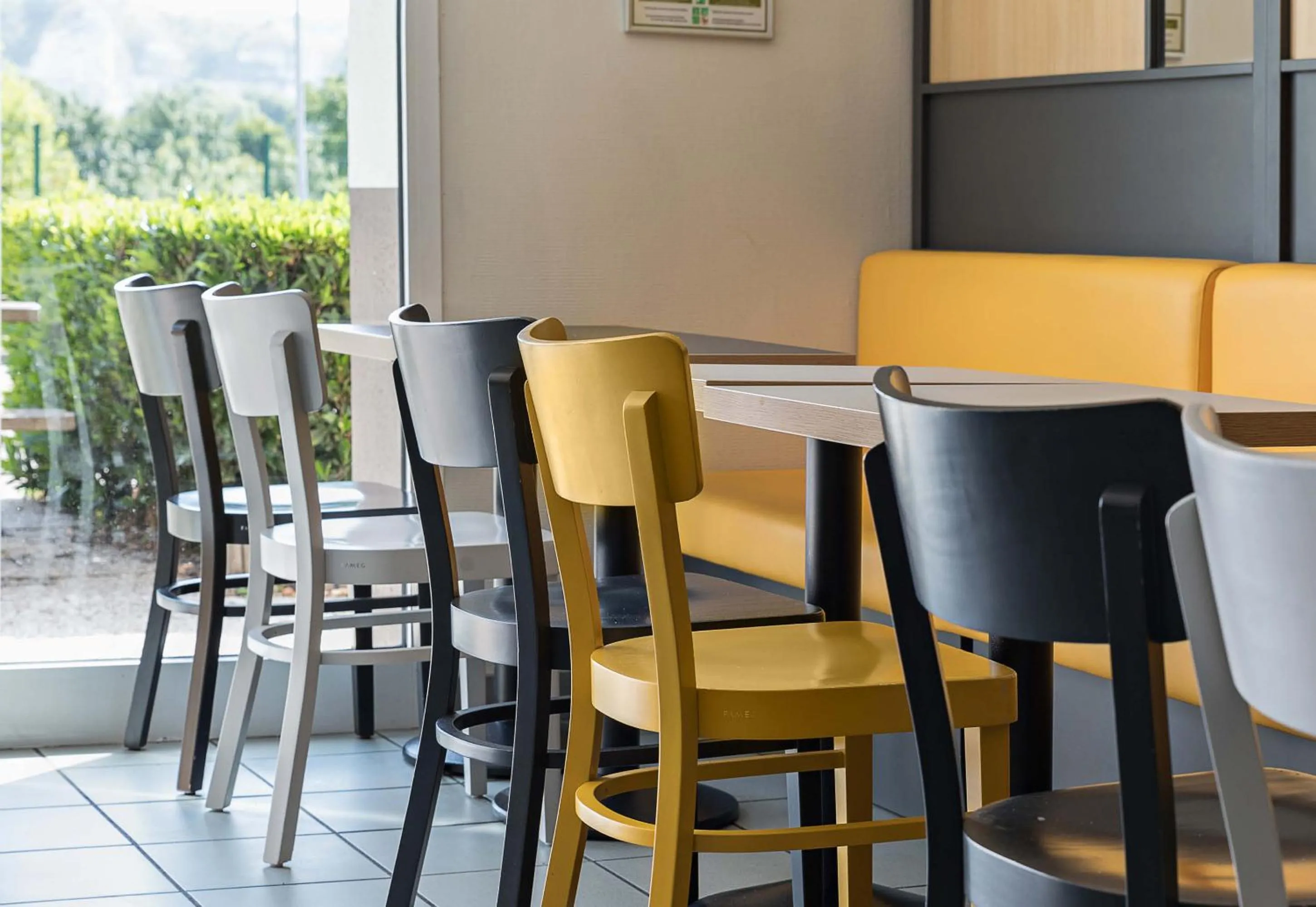 Restaurant/places to eat in B&B HOTEL Rouen Saint-Étienne-du-Rouvray