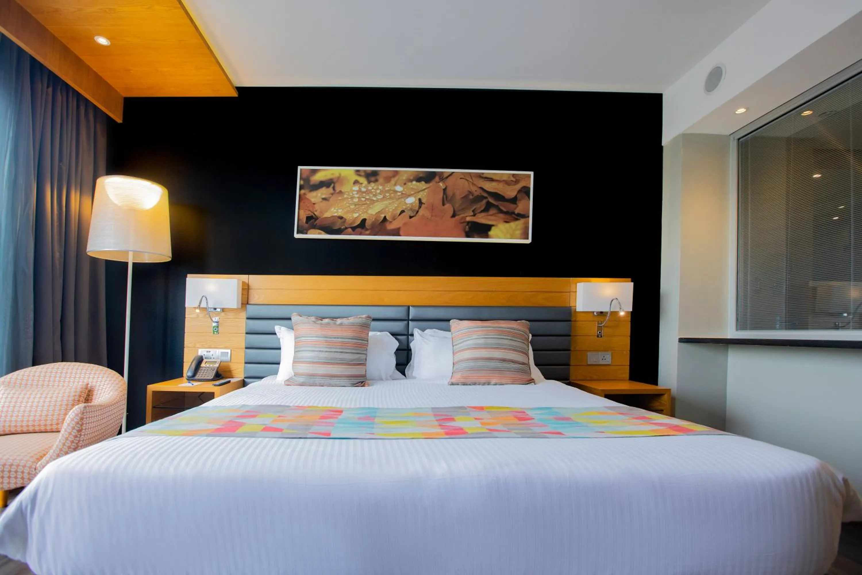 Bedroom, Bed in Ubumwe Grande Hotel