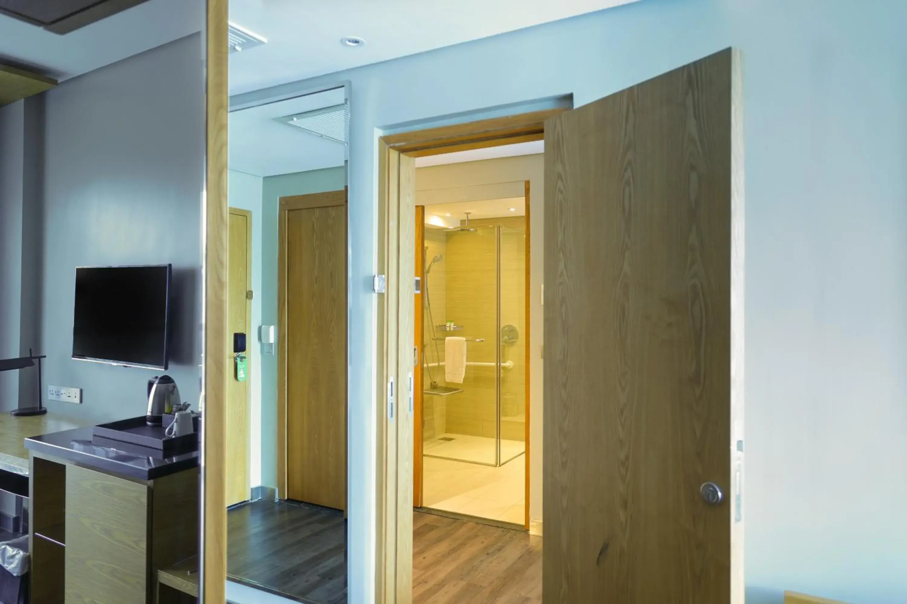 King Room - Disability Access in Ubumwe Grande Hotel King Room - Disability Access in Ubumwe Grande Hotel