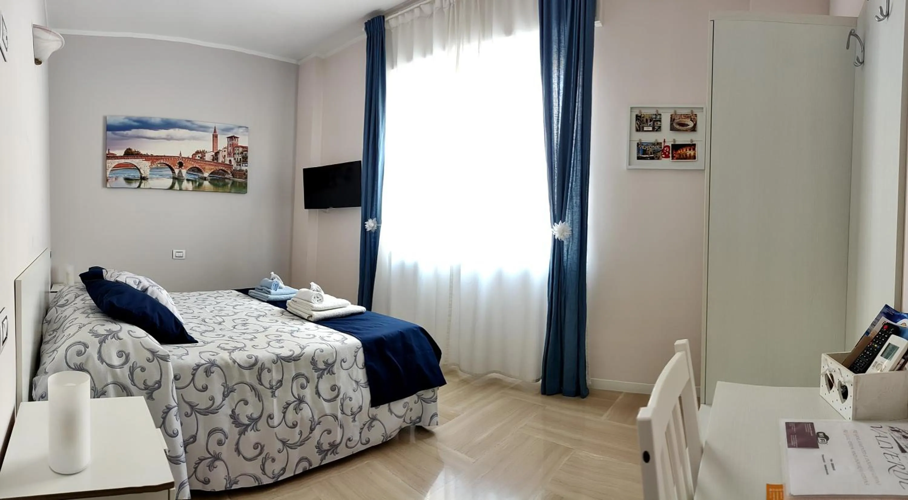 Bedroom, Bed in B&B Valverde