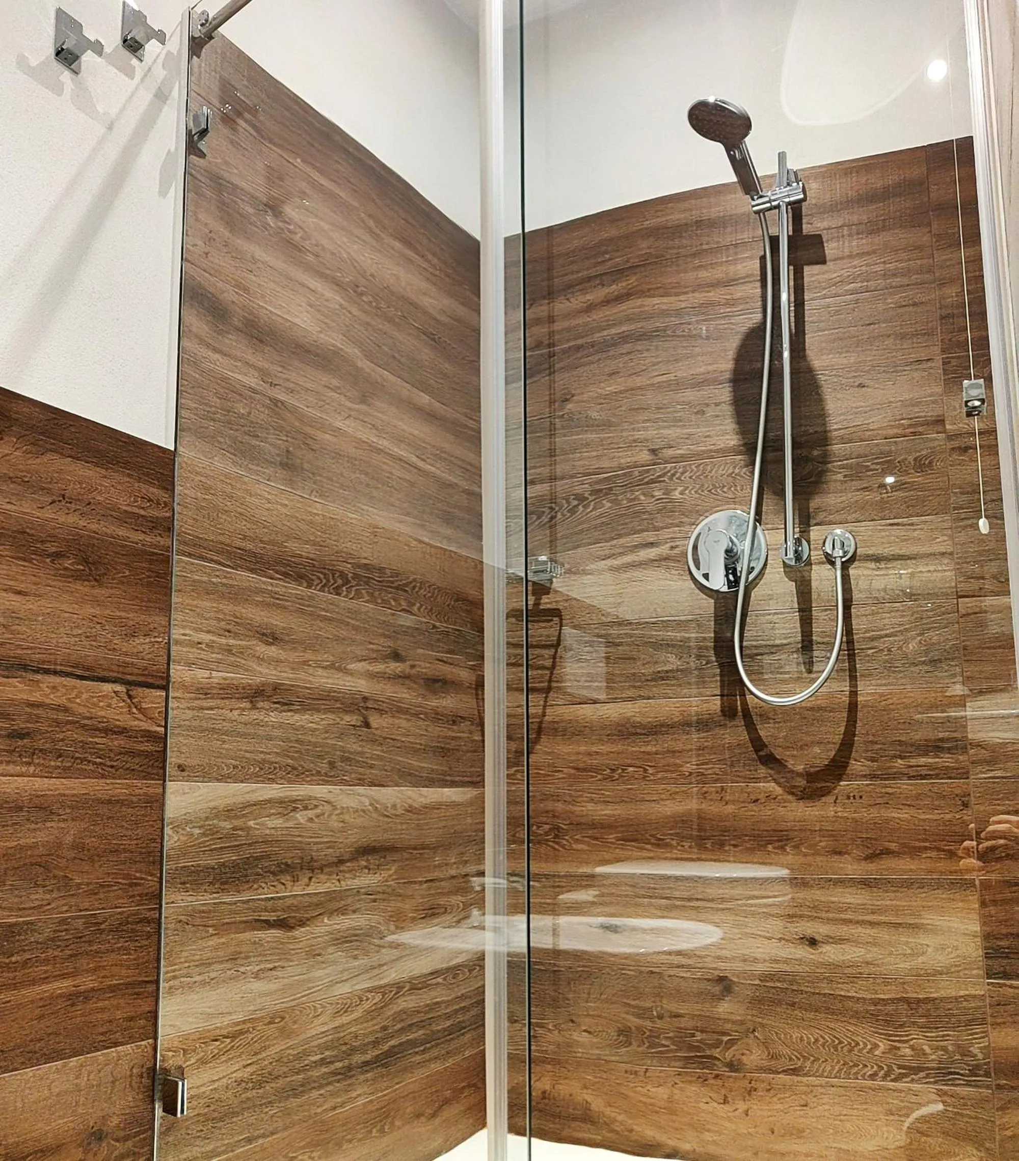 Shower in B&B Valverde