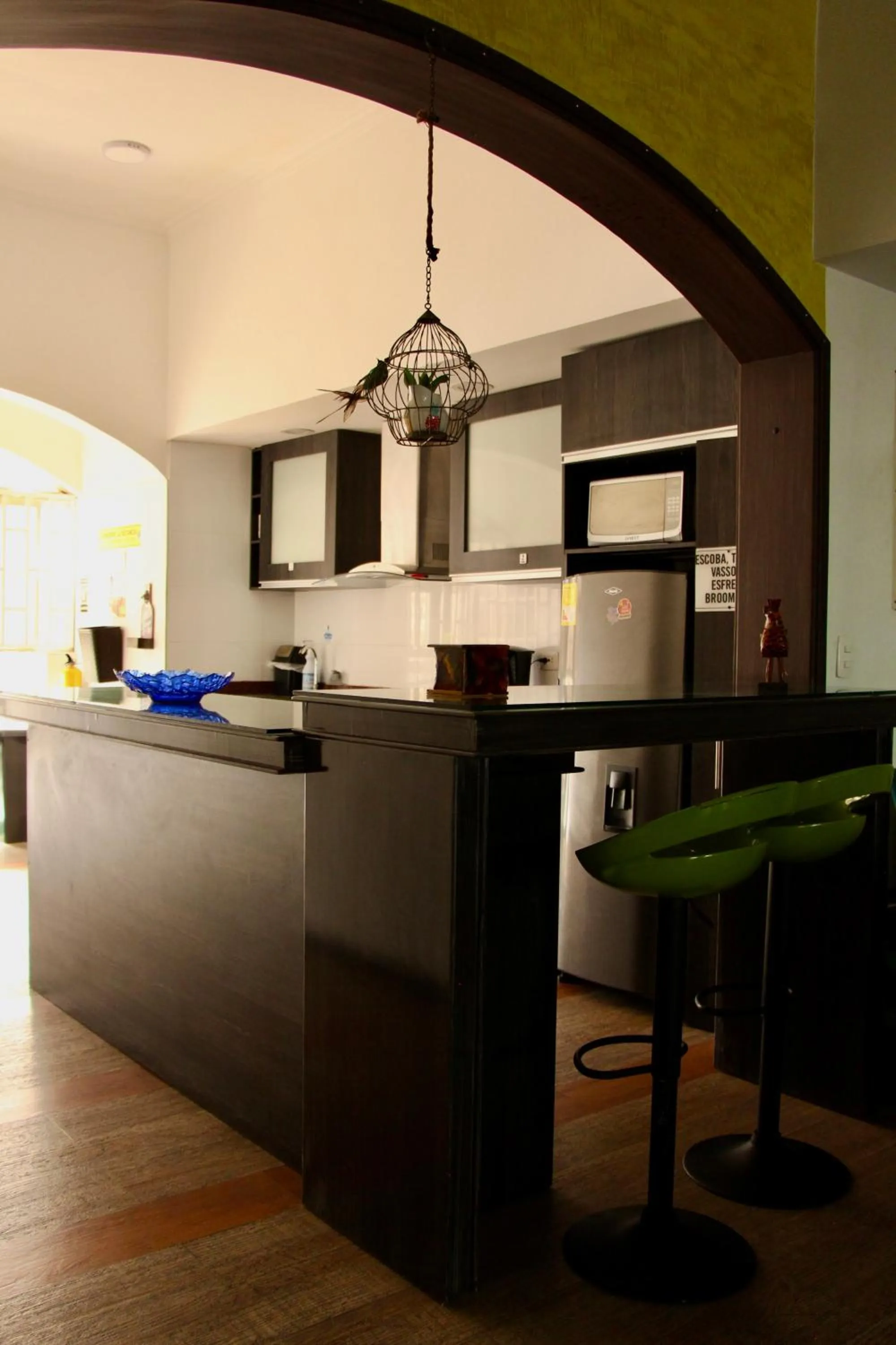 Kitchen or kitchenette in Hospedaje Solymar Sarie Bay