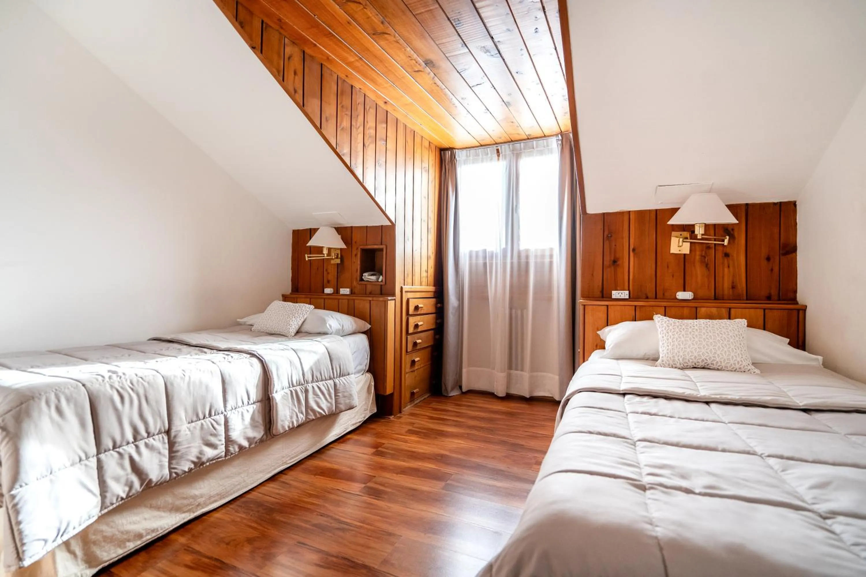 Bedroom, Bed in Gran Hotel Panamericano