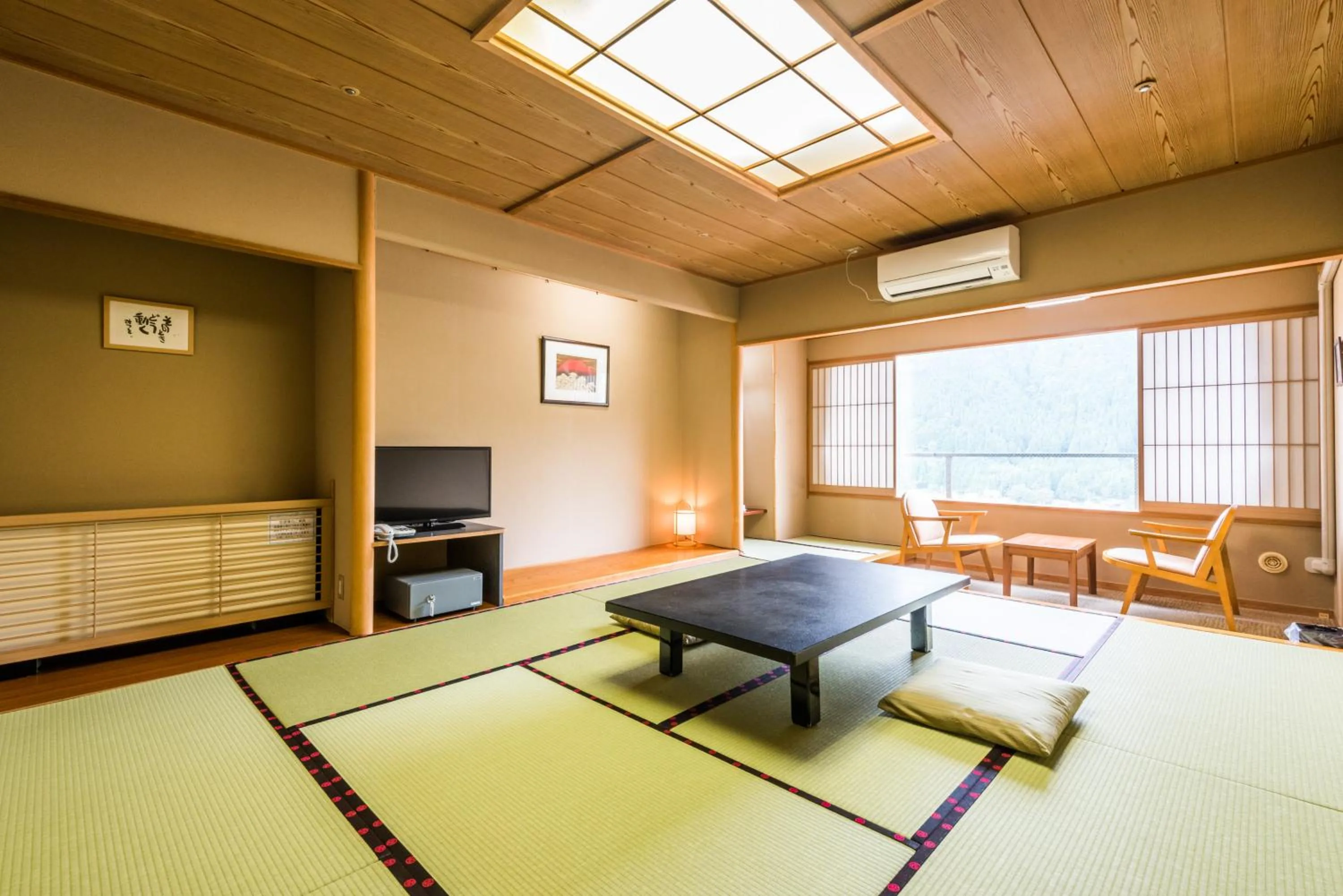 Photo of the whole room in Ooedo Onsen Monogatari Masuya