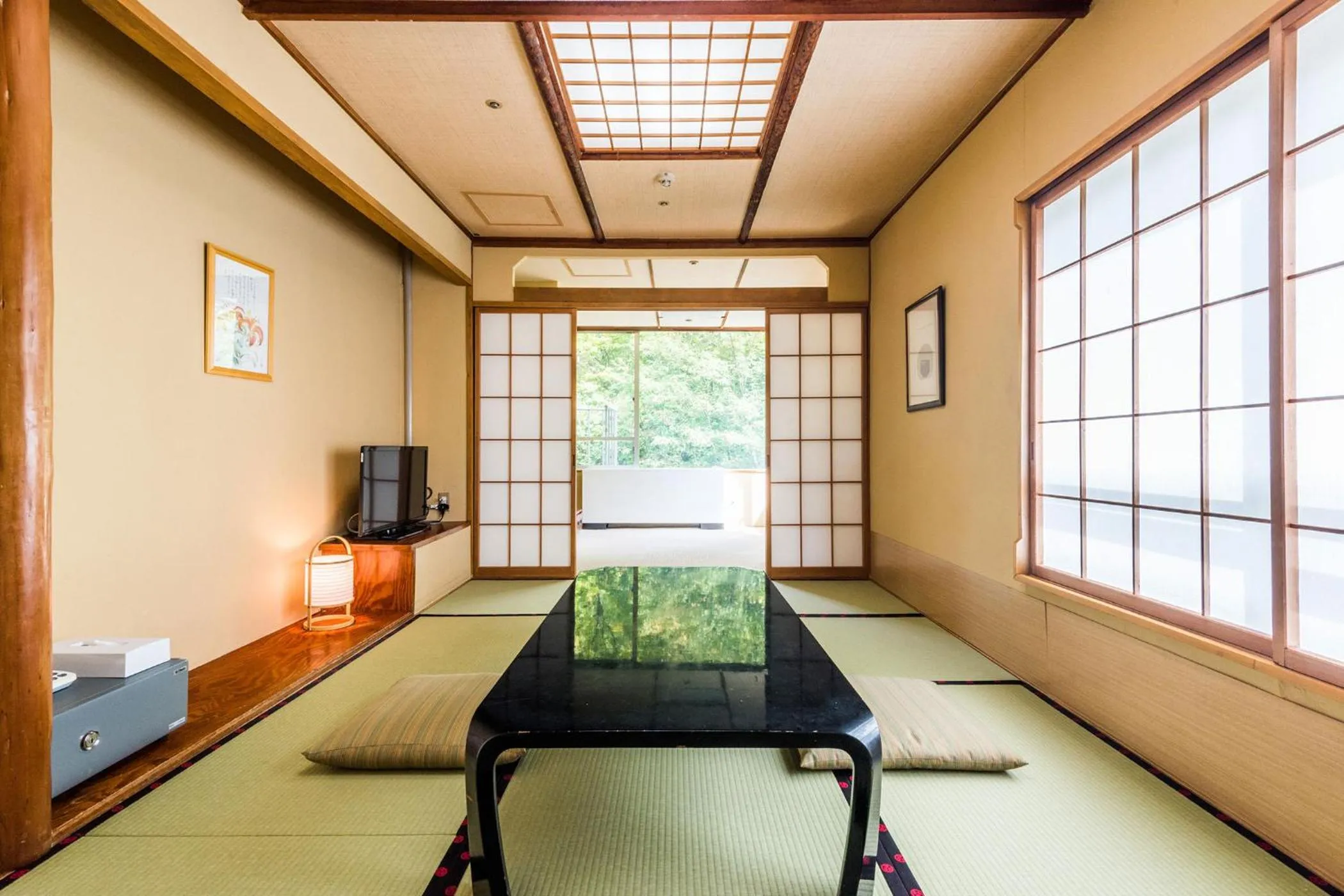 Photo of the whole room in Ooedo Onsen Monogatari Masuya