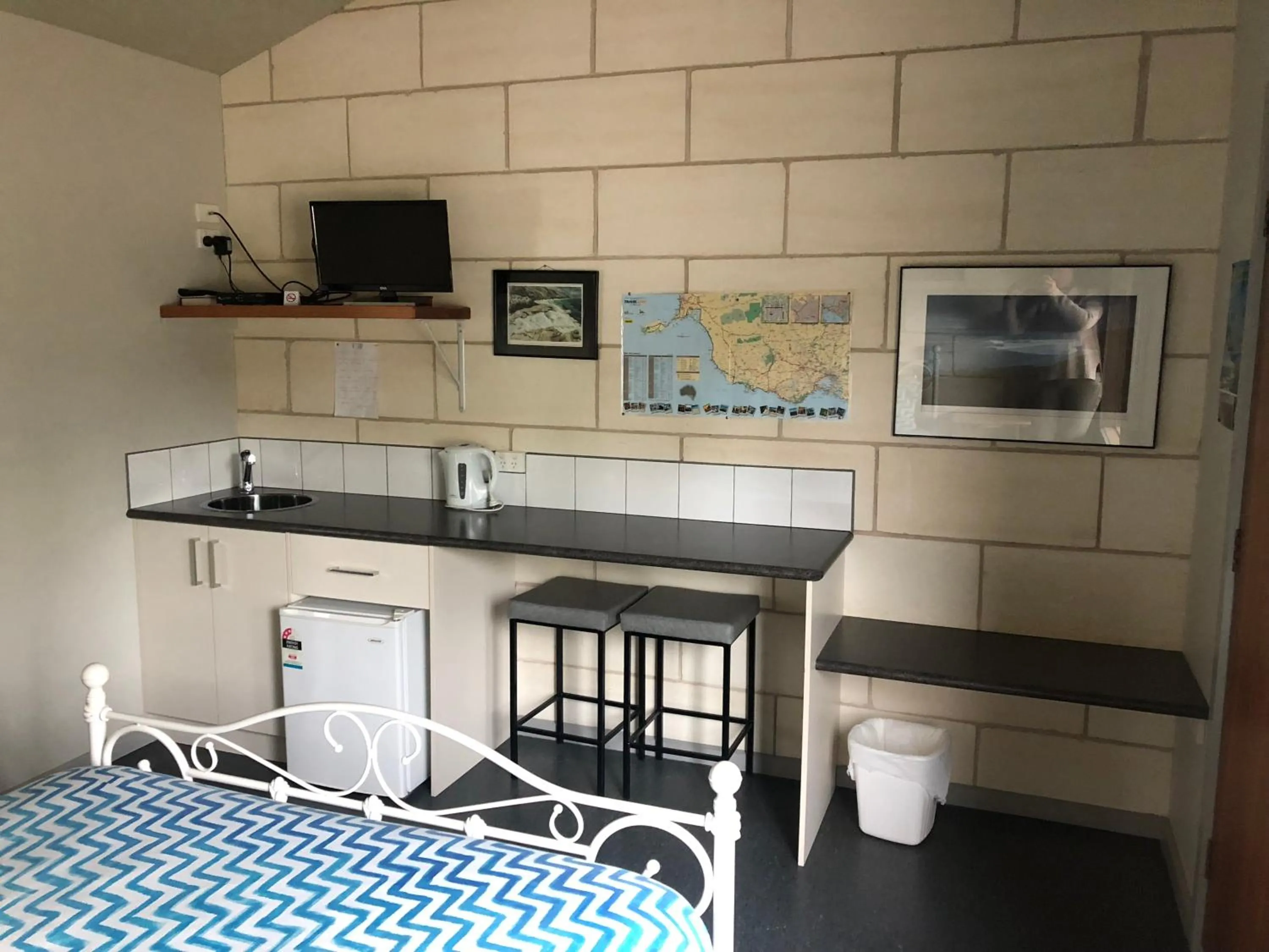 Bed in Port Campbell Guesthouse & Flash Packers