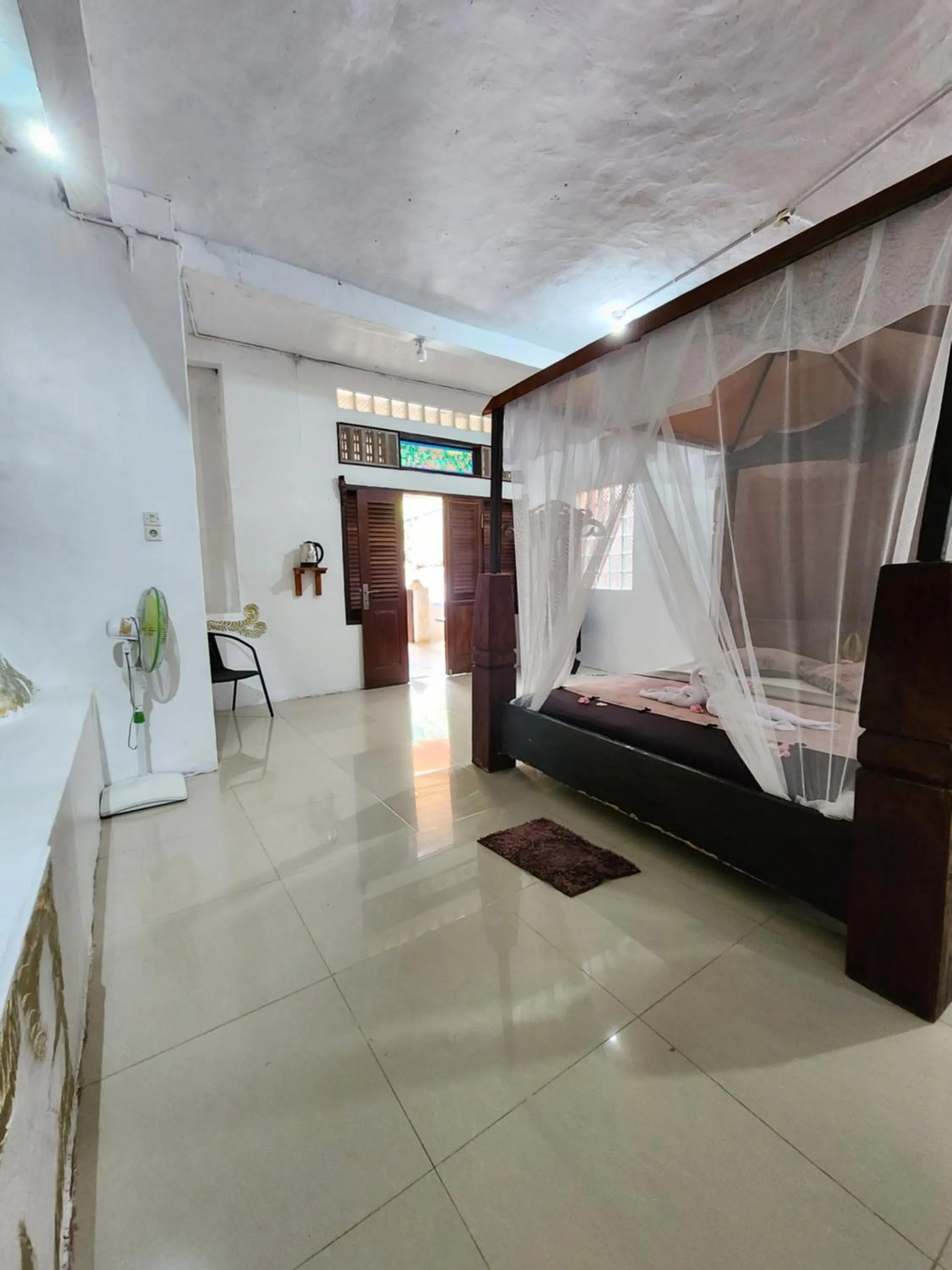 Bed in Jungle Inn Bukit lawang