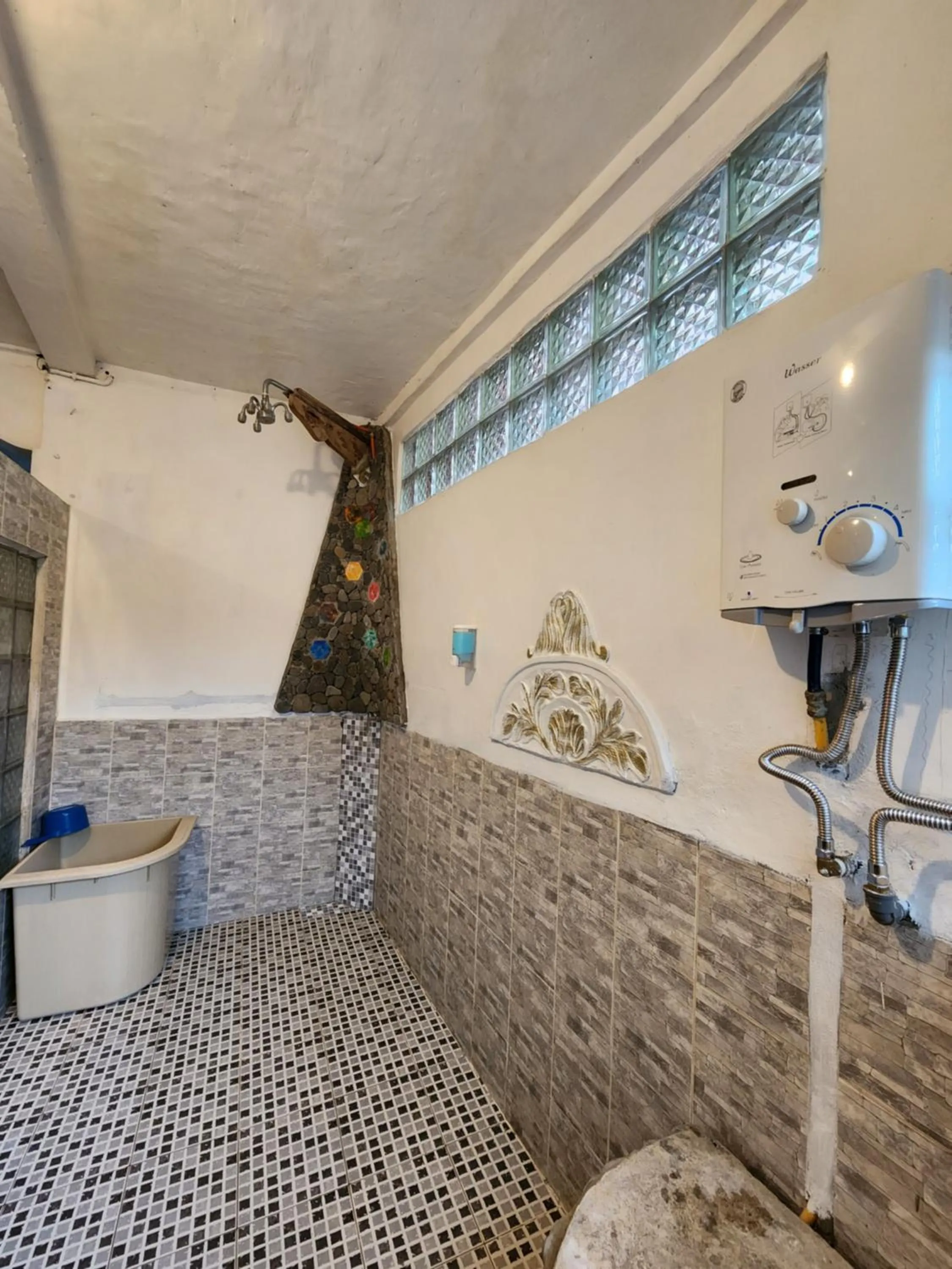 Jungle Inn Bukit lawang