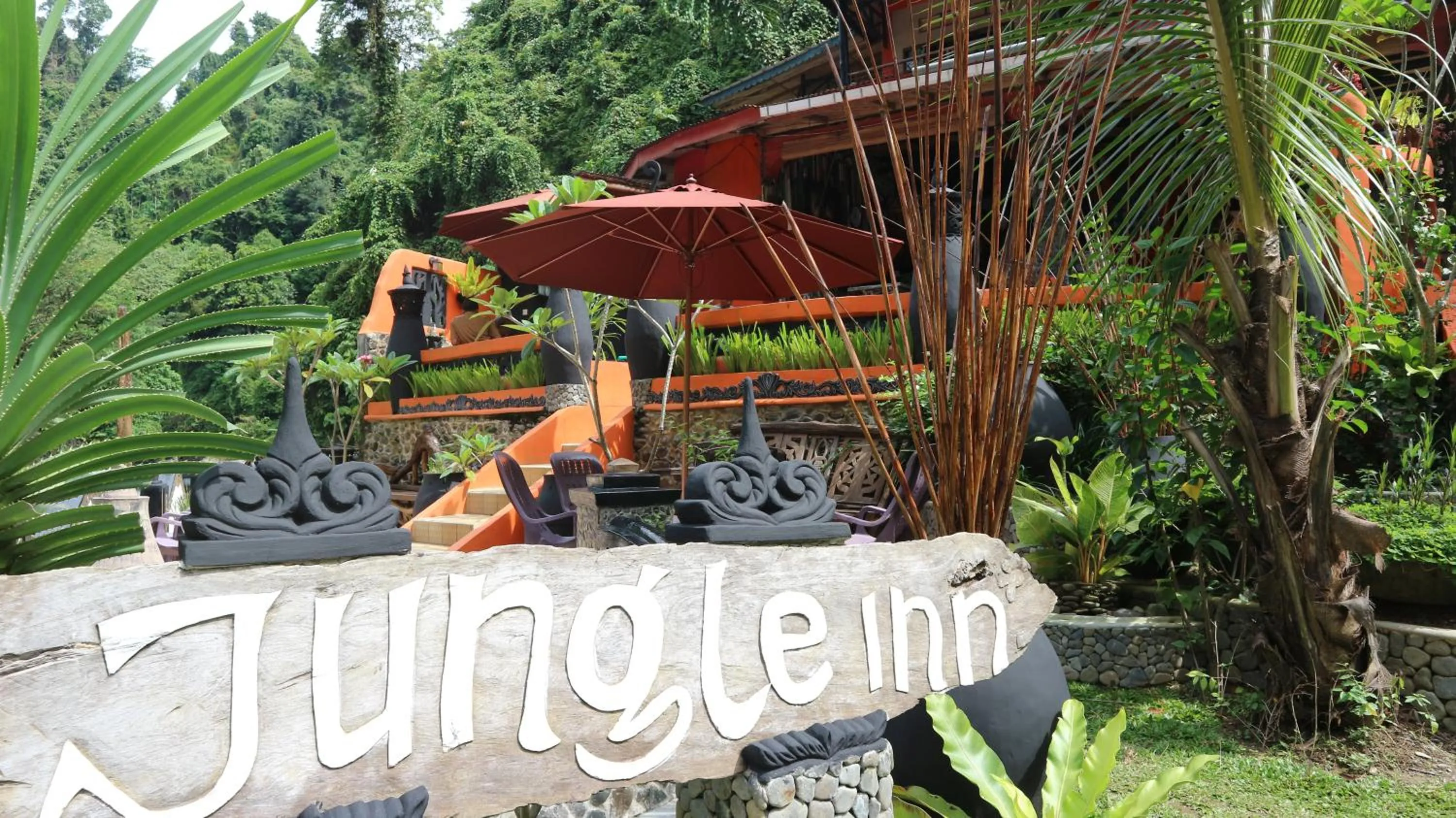 Jungle Inn Bukit lawang