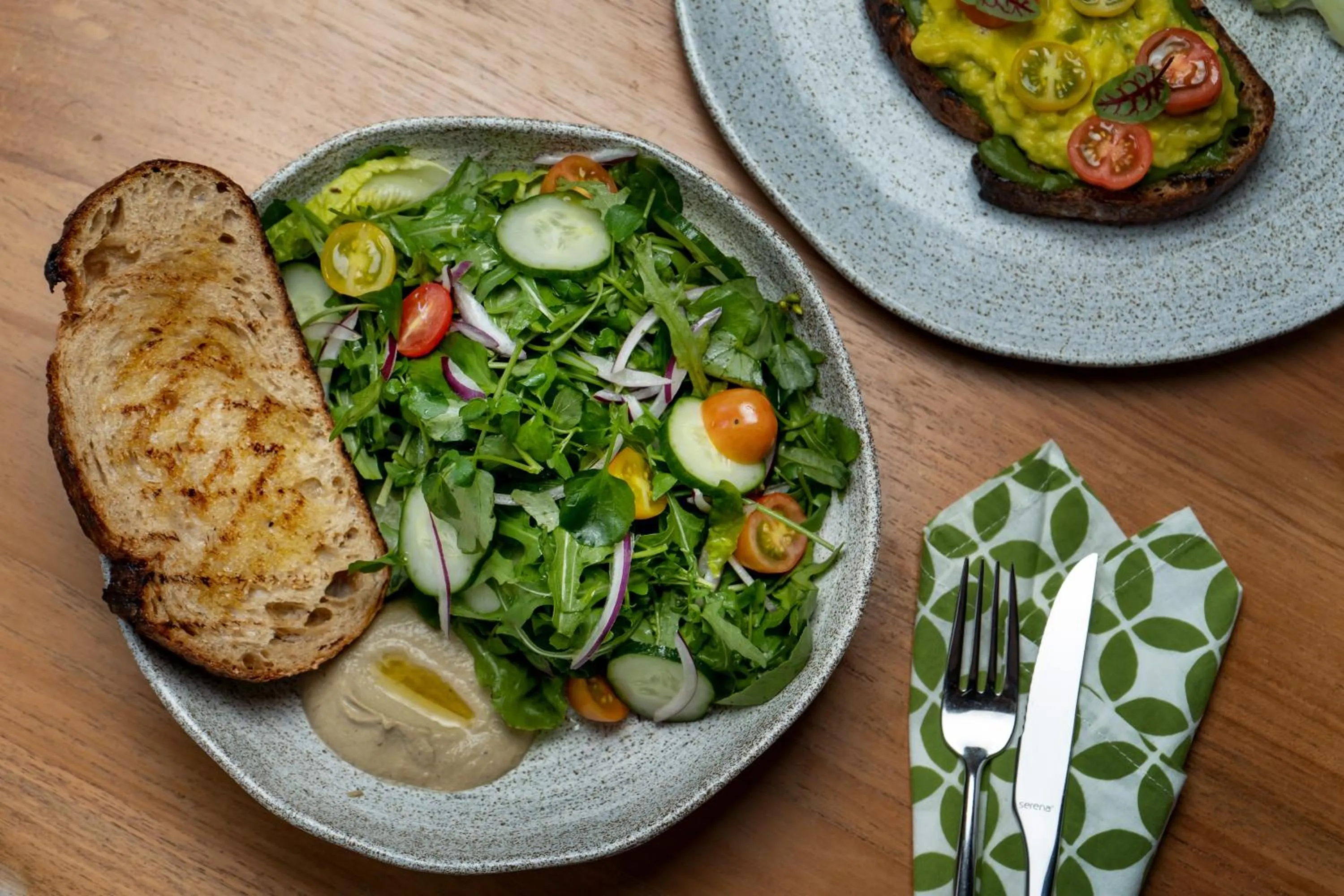 Restaurant/places to eat in Jati Cottage