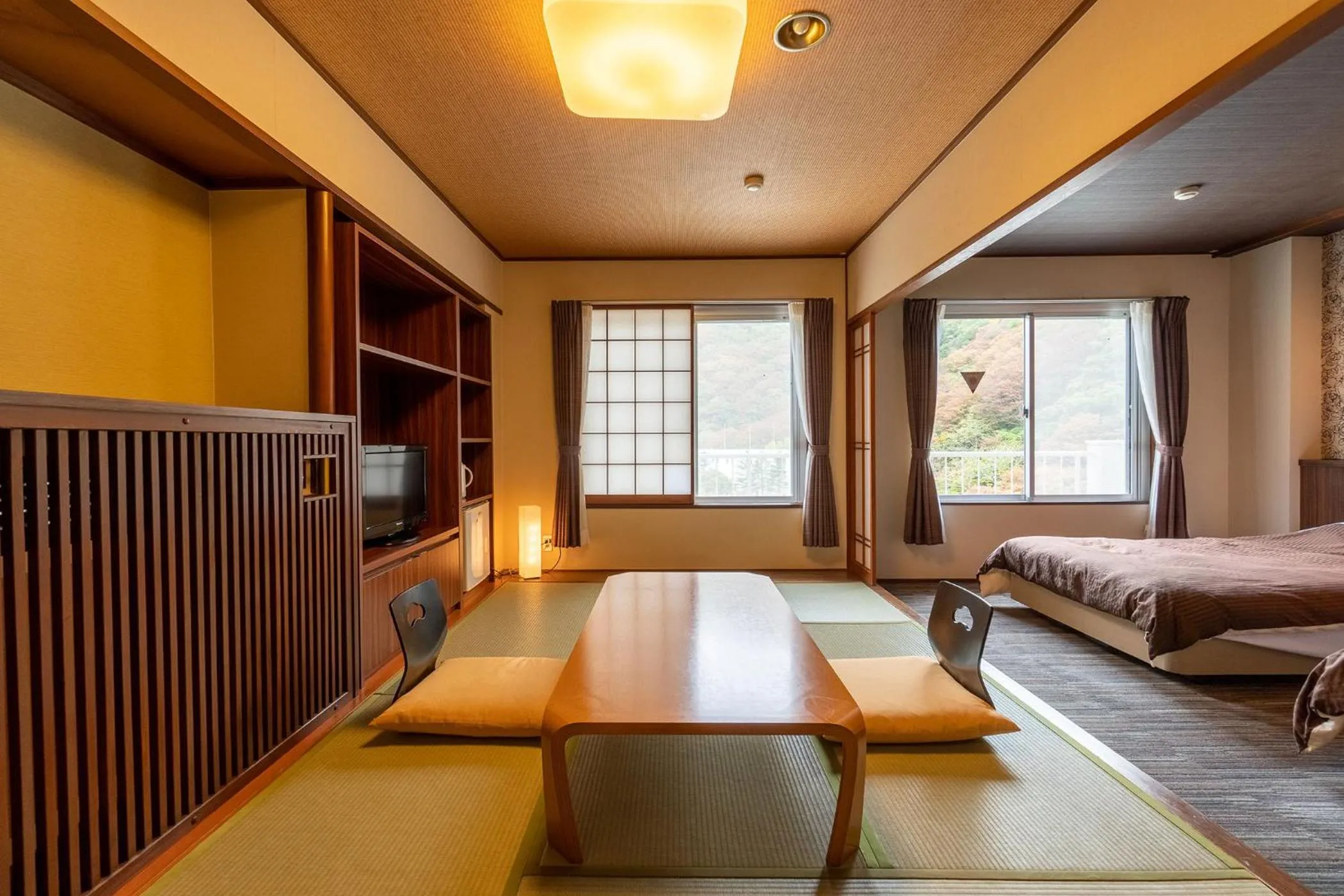 Photo of the whole room, Bed in Ooedo Onsen Monogatari Higashiyama Grand Hotel