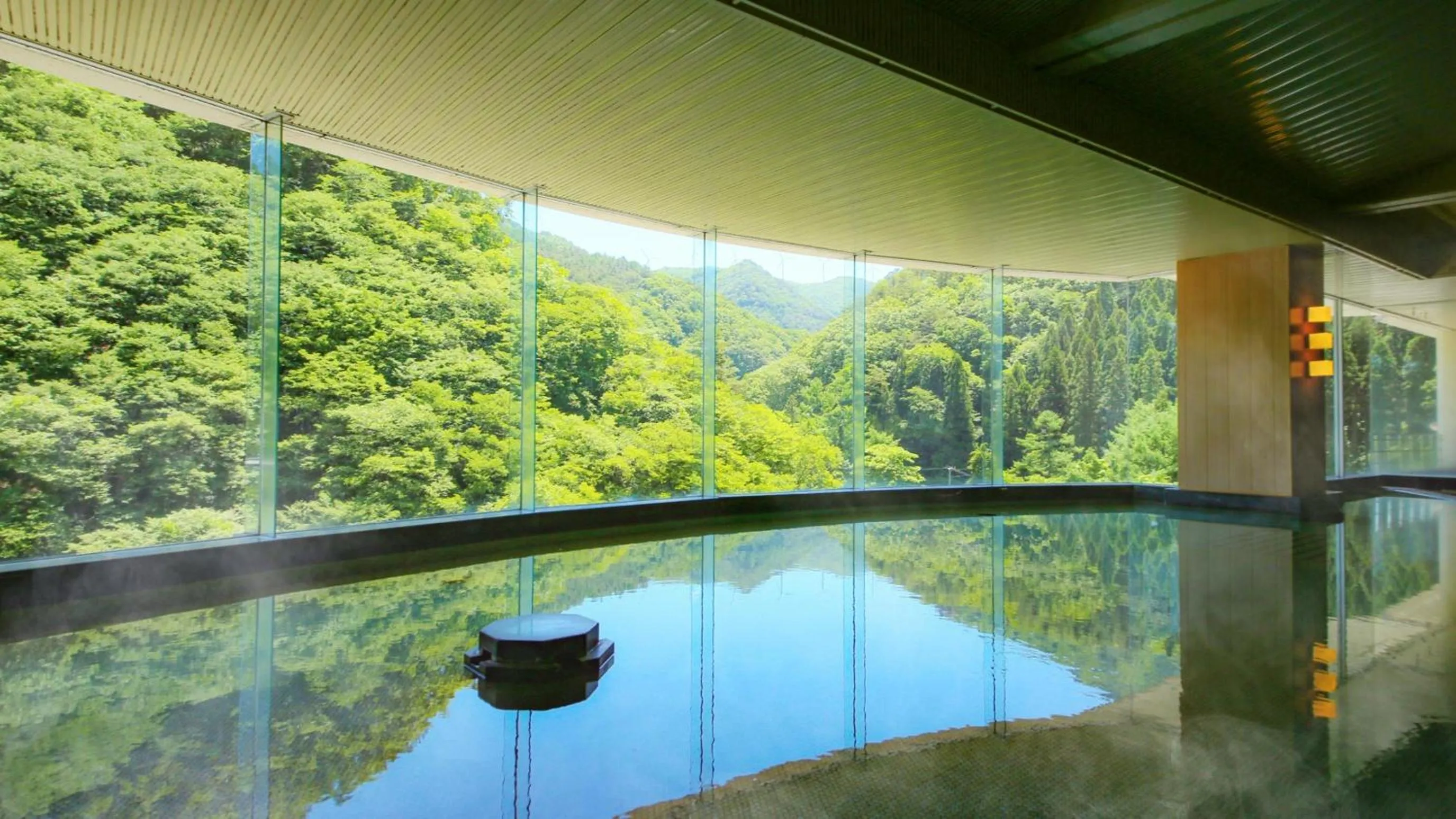 Public Bath in Ooedo Onsen Monogatari Higashiyama Grand Hotel