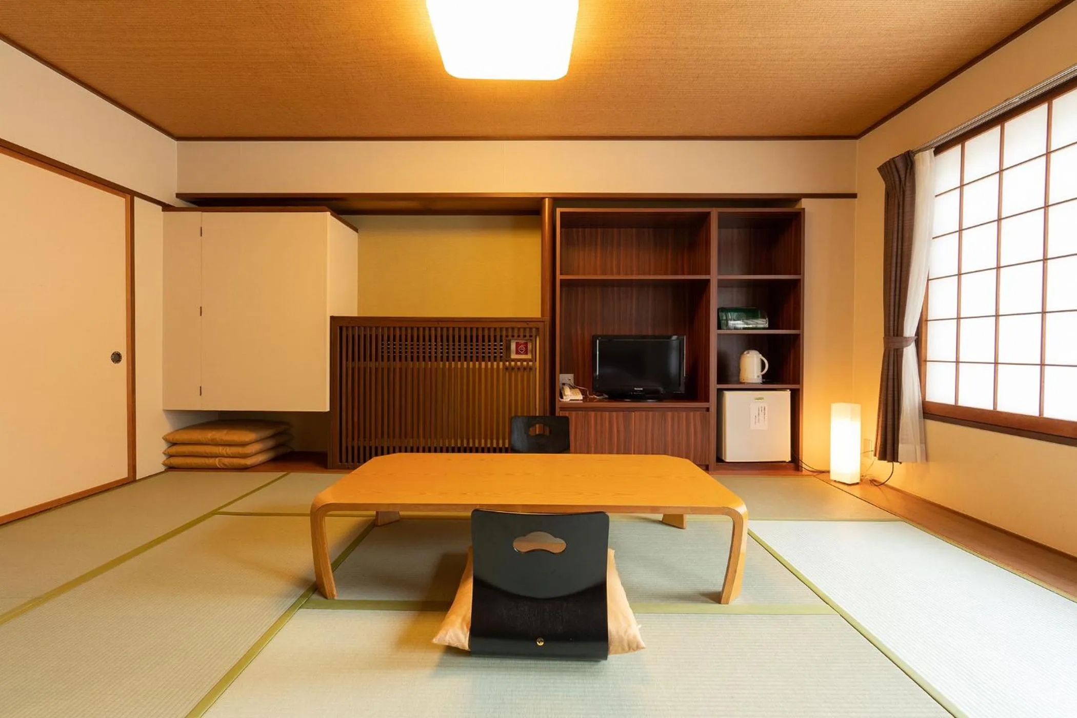 Photo of the whole room in Ooedo Onsen Monogatari Higashiyama Grand Hotel