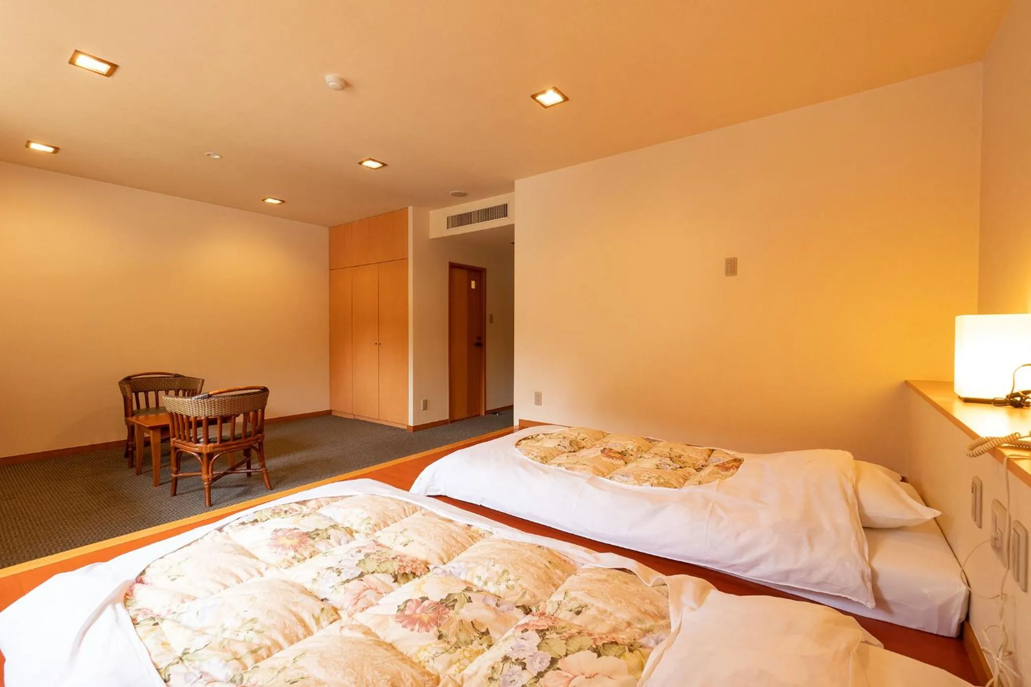 Photo of the whole room, Bed in Ooedo Onsen Monogatari Higashiyama Grand Hotel