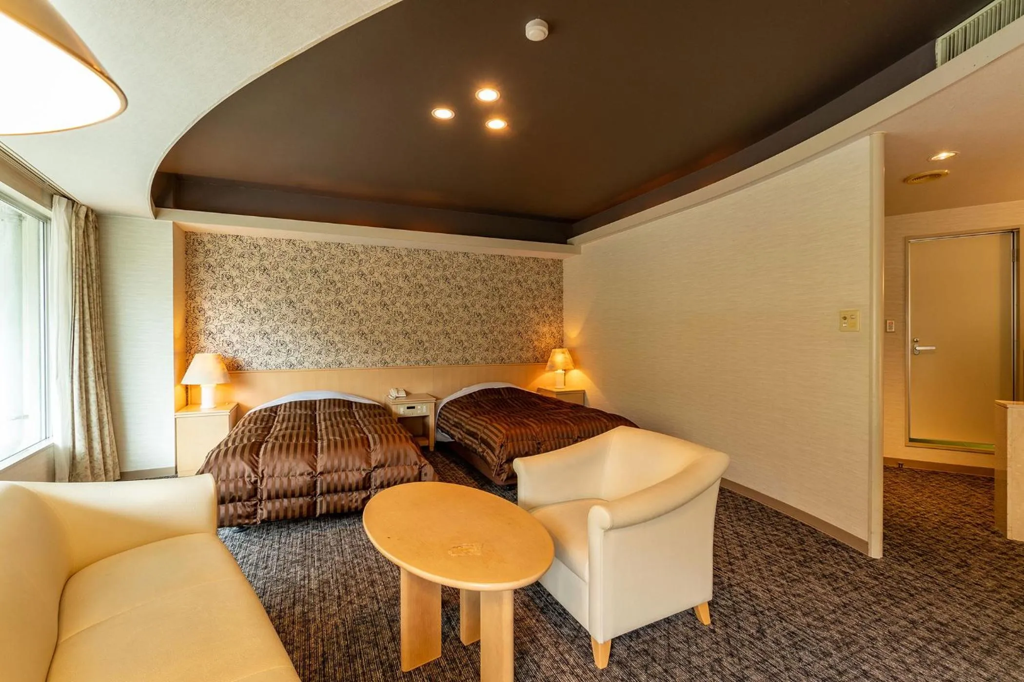 Photo of the whole room, Bed in Ooedo Onsen Monogatari Higashiyama Grand Hotel