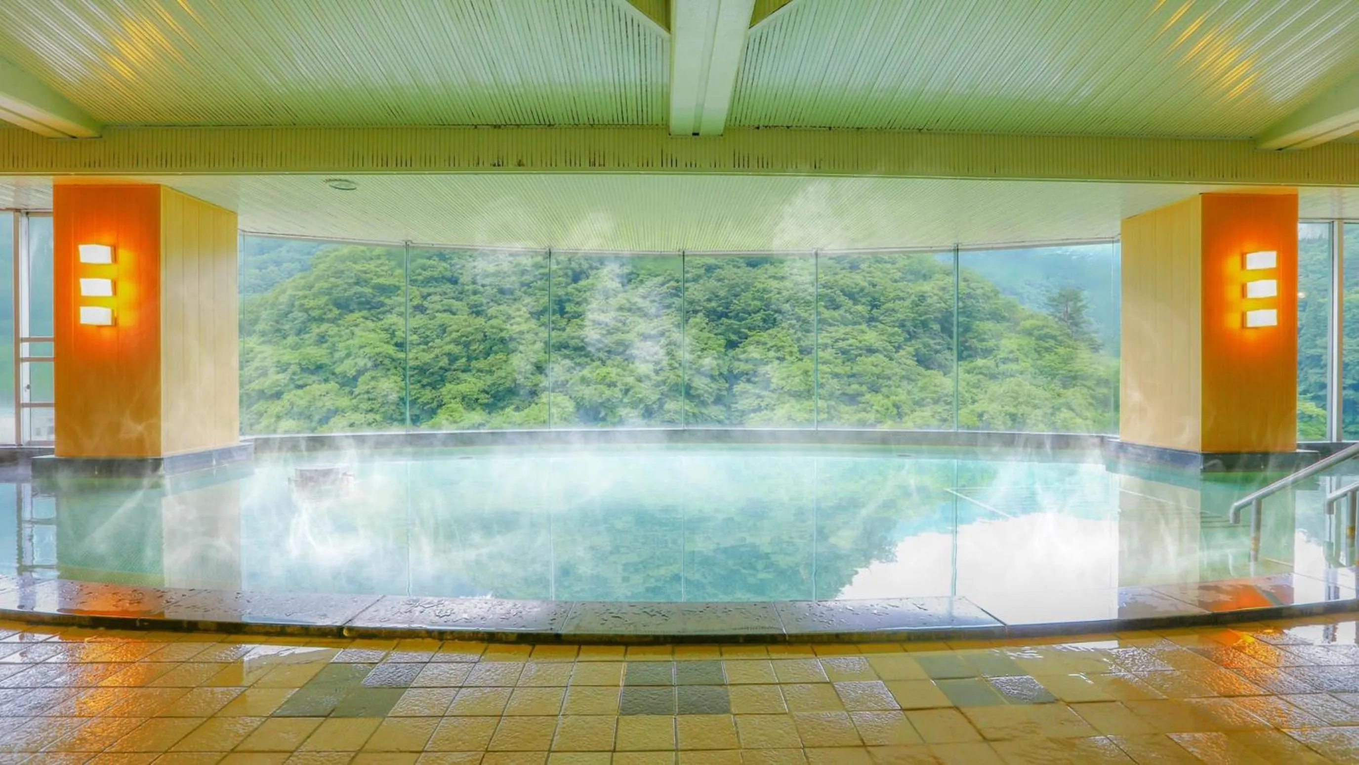 Public Bath in Ooedo Onsen Monogatari Higashiyama Grand Hotel