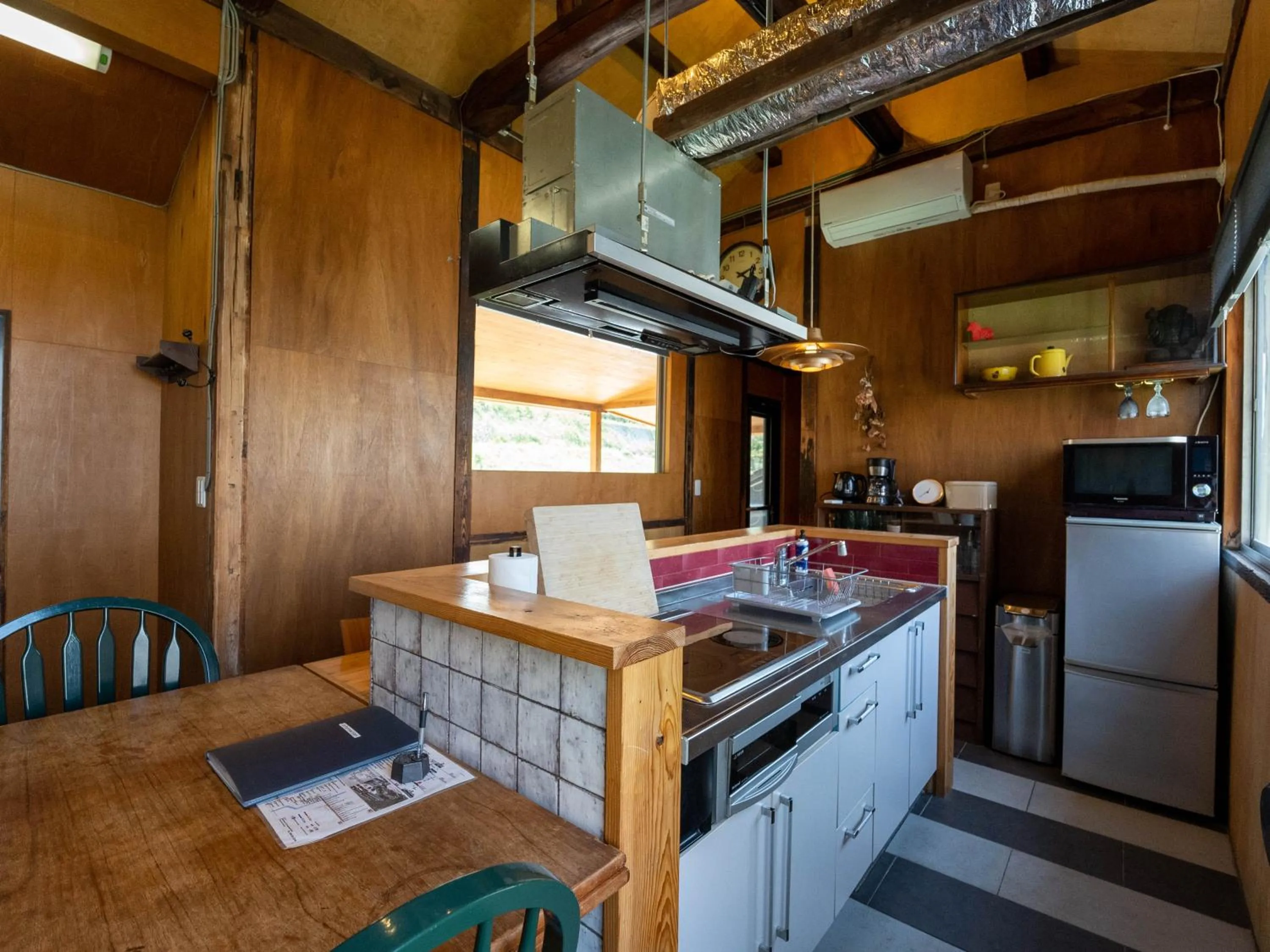 kitchen in SUMITSUGU HOUSE East