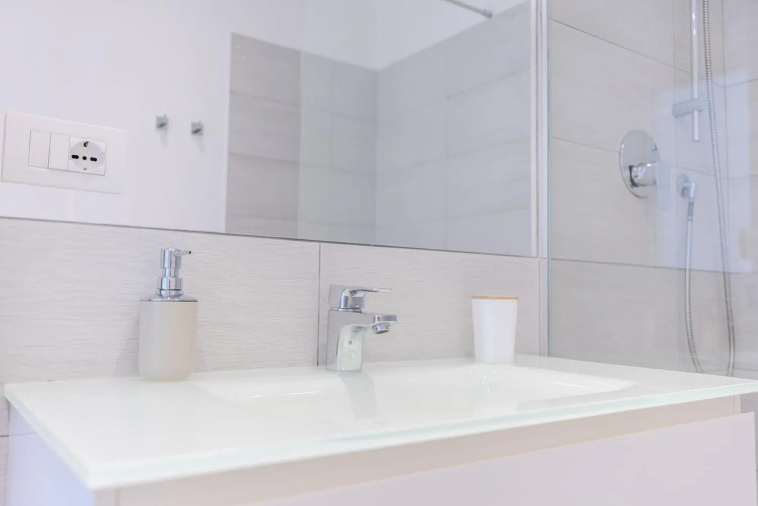 Antares Rooms and Suites