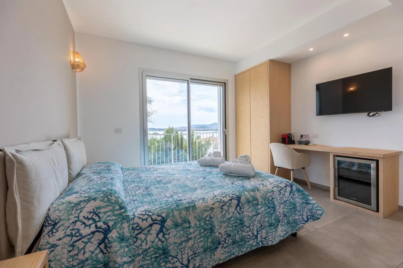 Bedroom, Bed in Antares Rooms and Suites