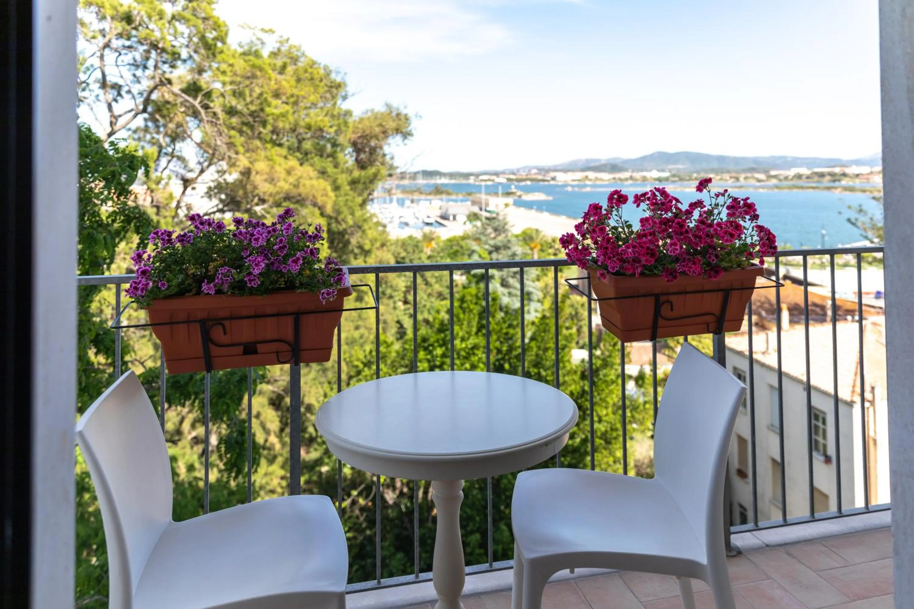 City view in Antares Rooms and Suites