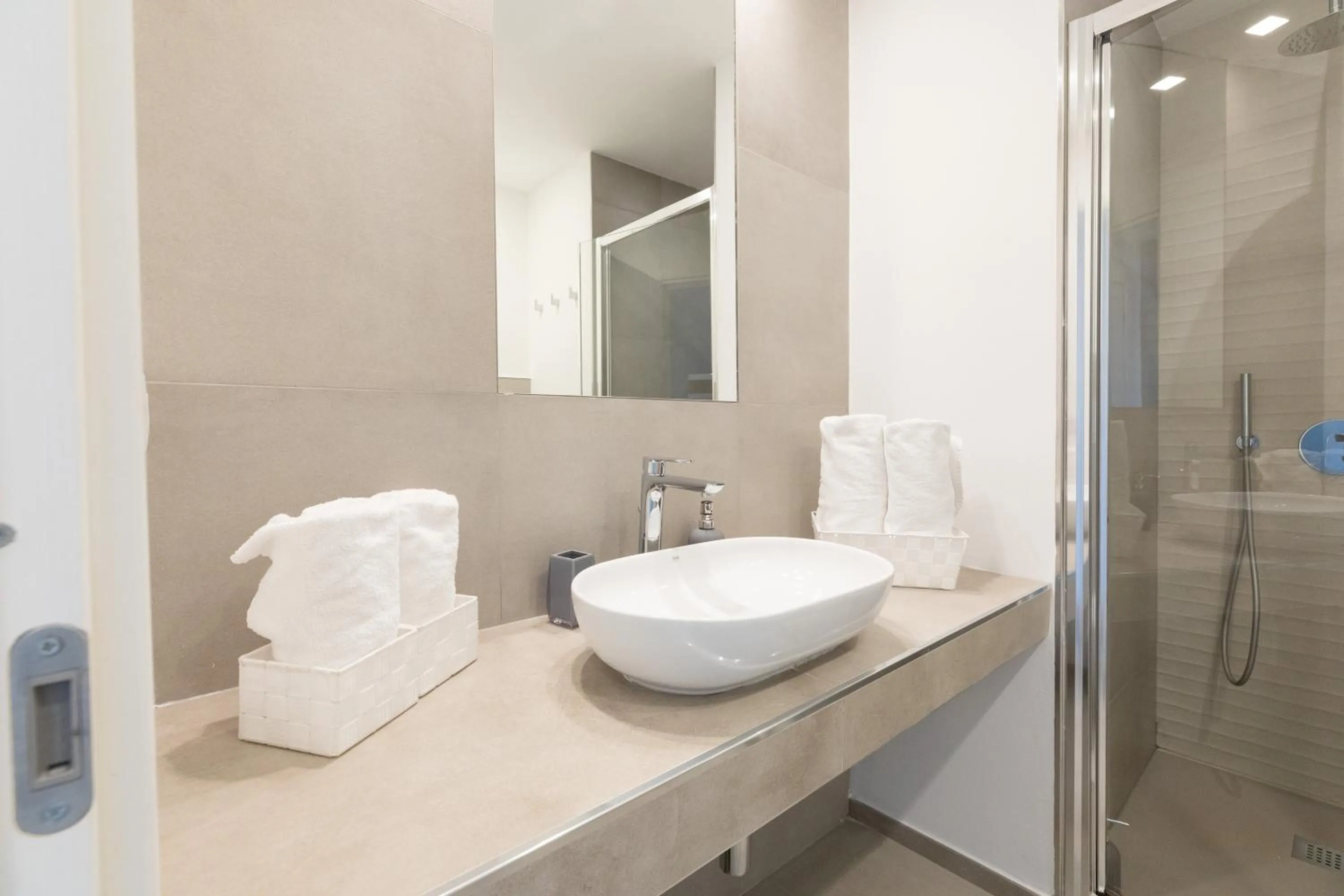 Bathroom in Antares Rooms and Suites