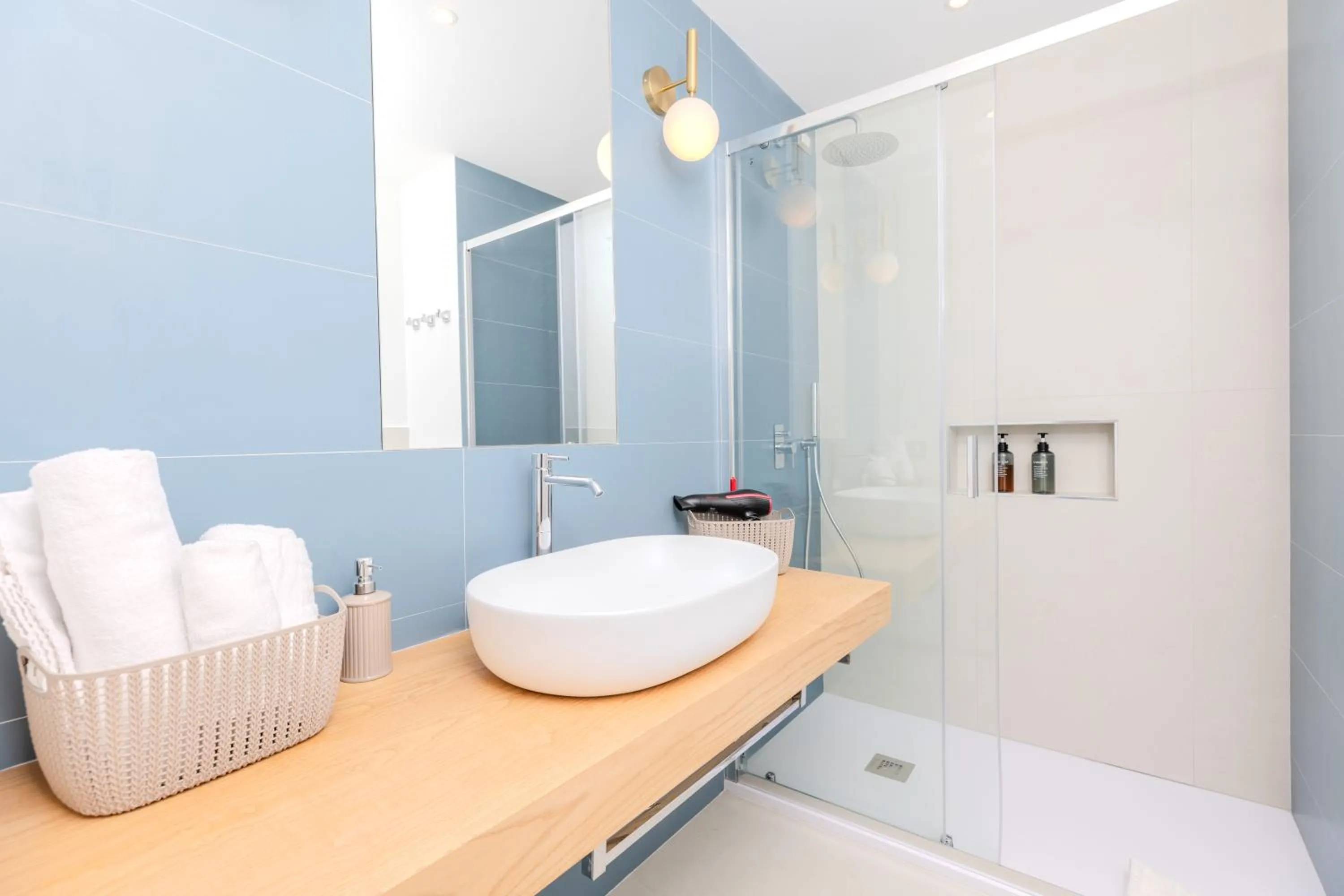 Bathroom in Antares Rooms and Suites