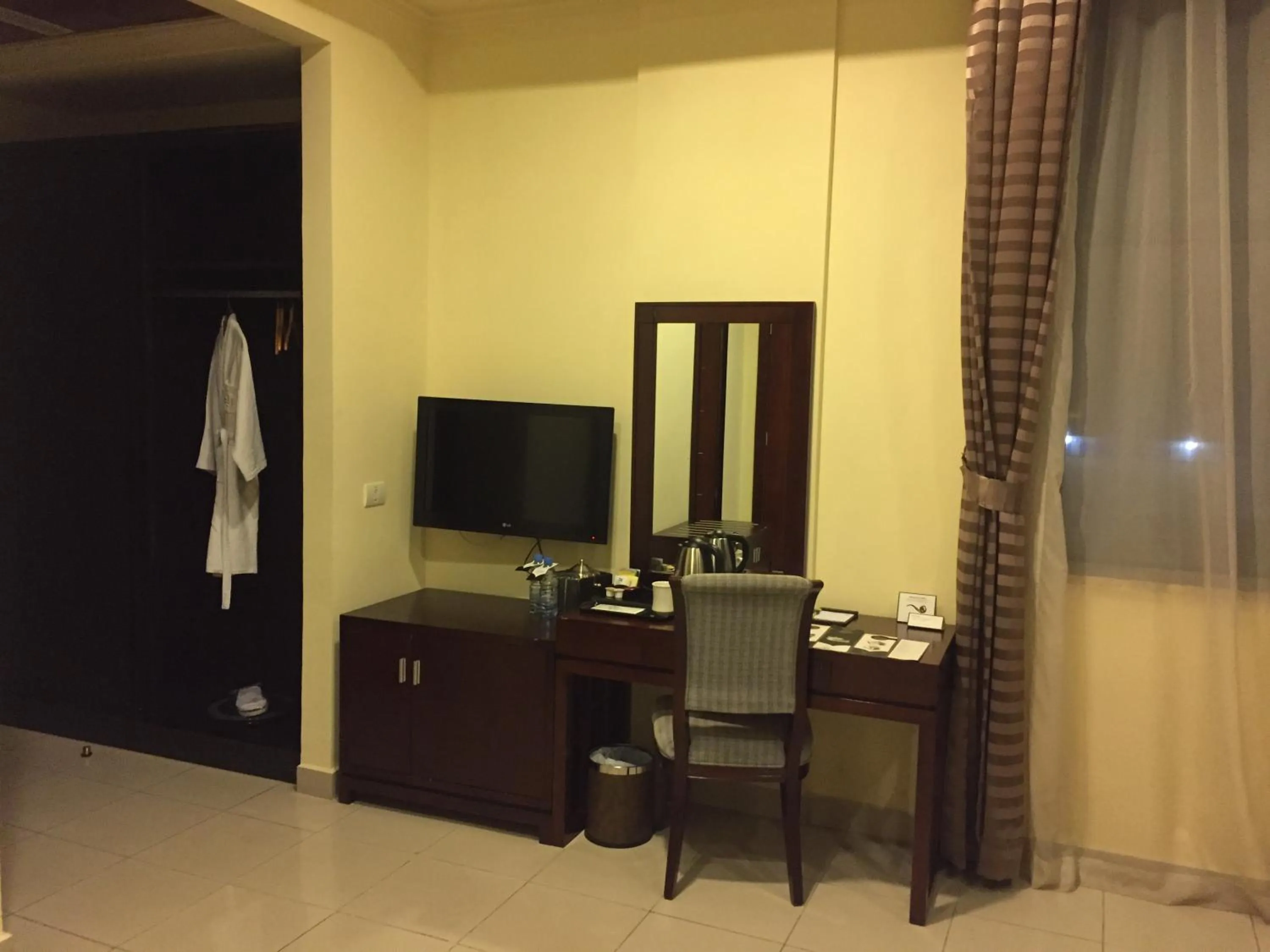 Area and facilities in Royal Grand Hotel