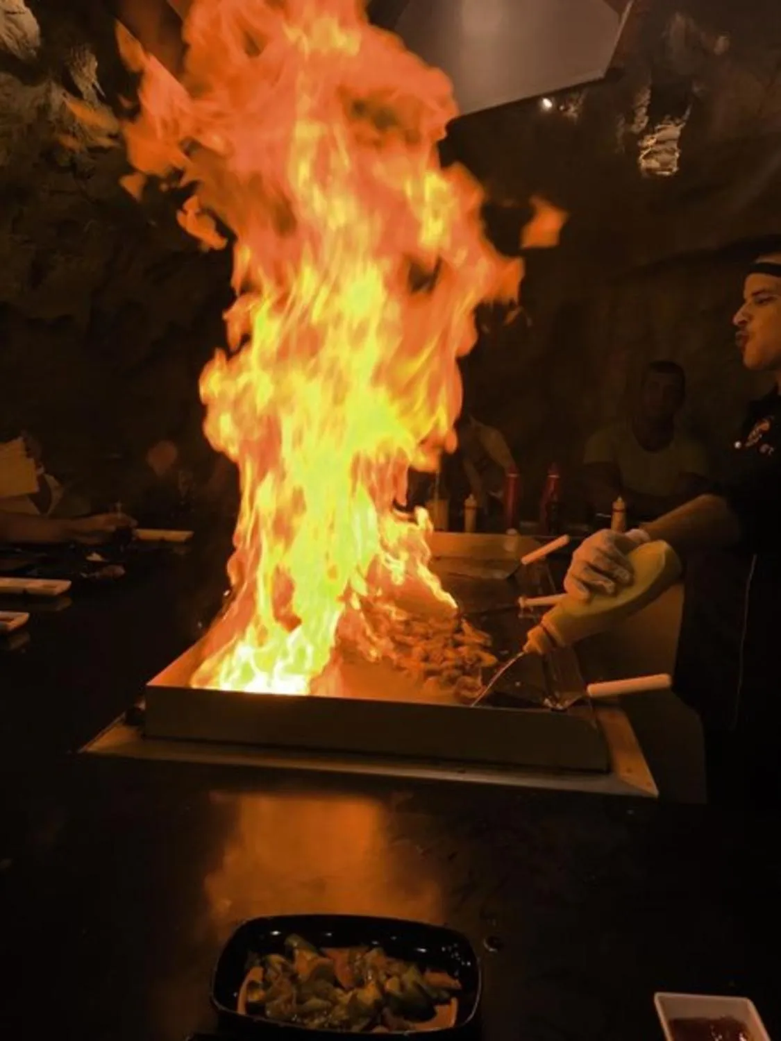 Restaurant/places to eat in Caves Beach Resort Adults Only