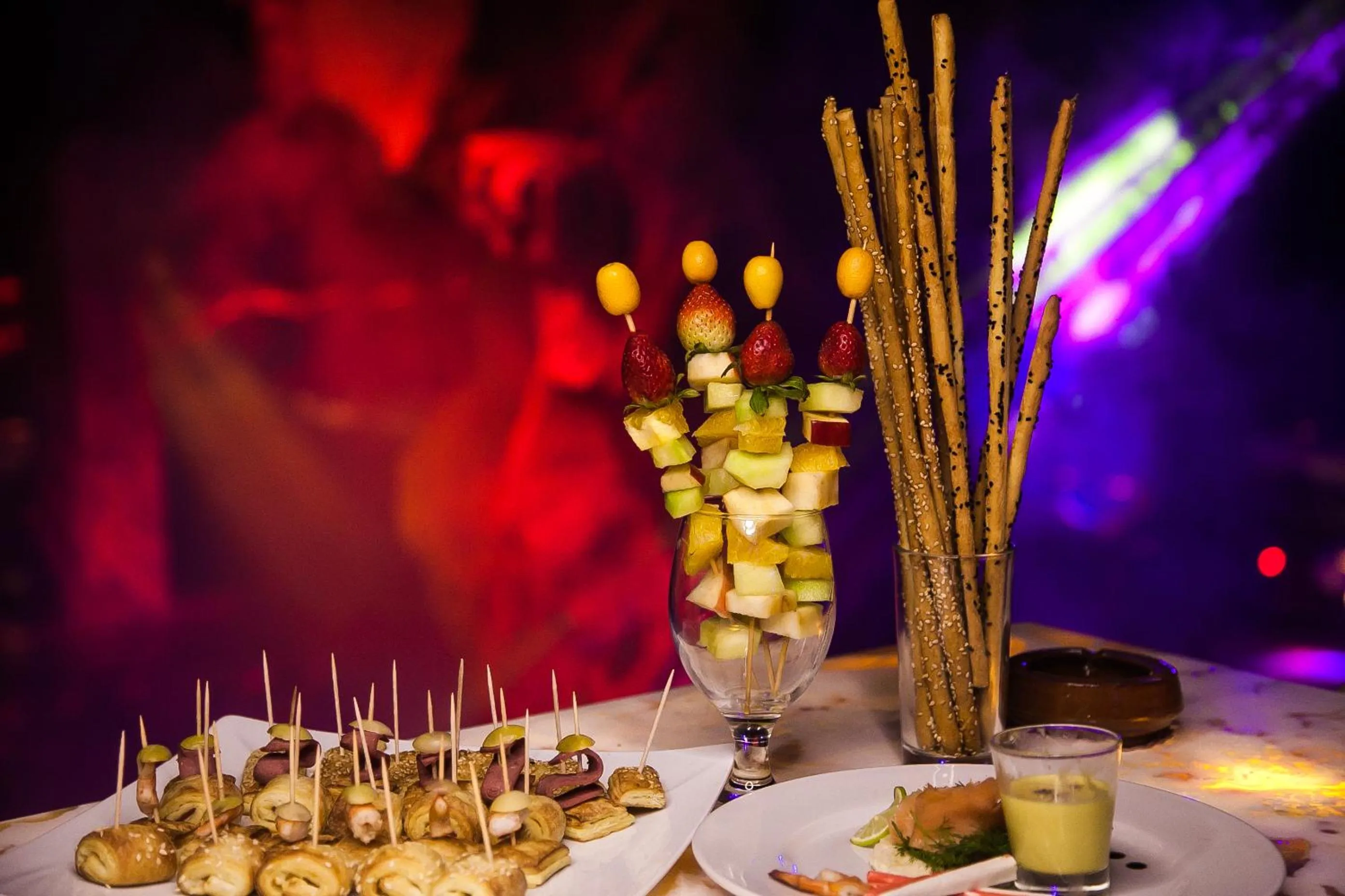 Food and drinks in Caves Beach Resort Adults Only