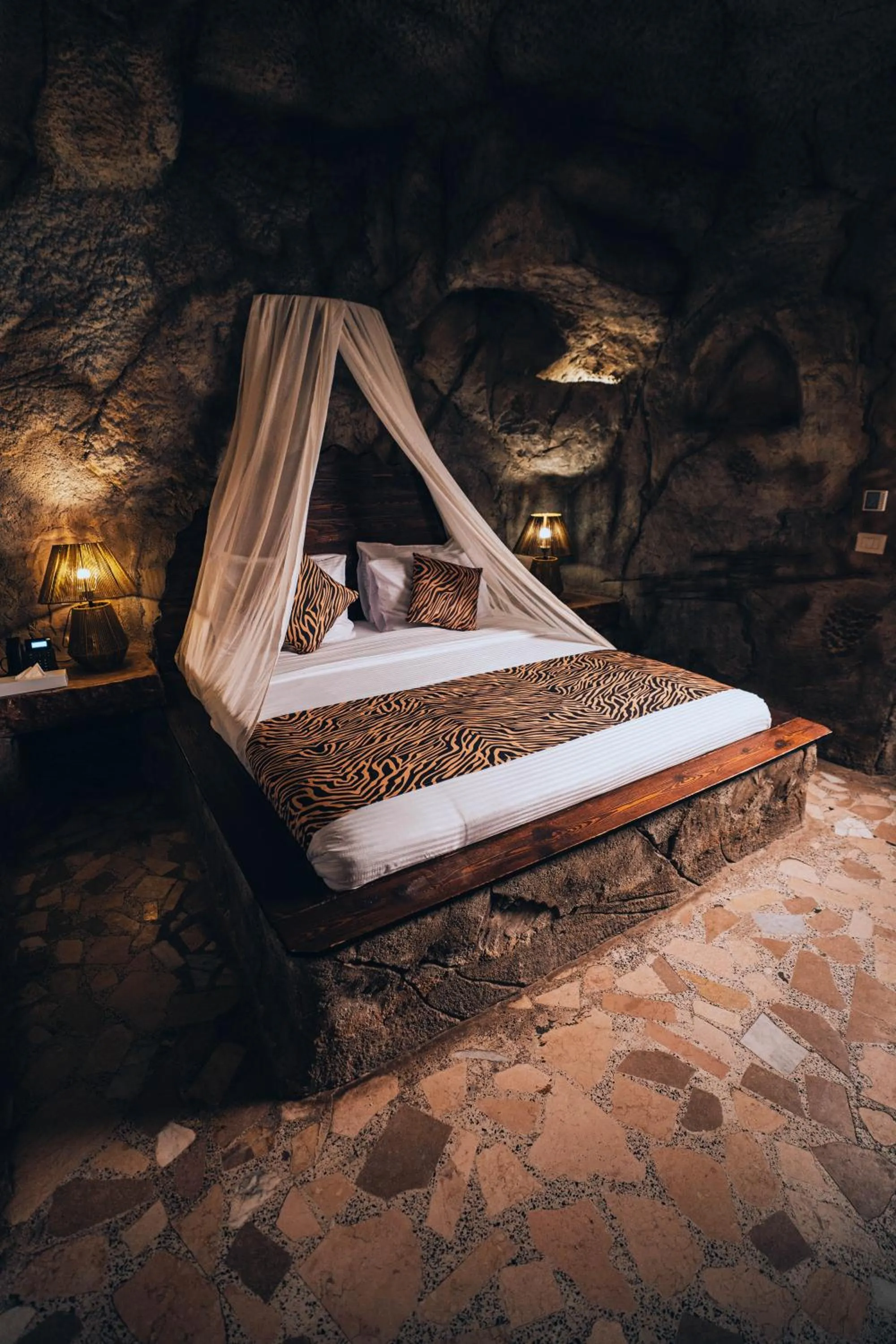 Bed in Caves Beach Resort Adults Only