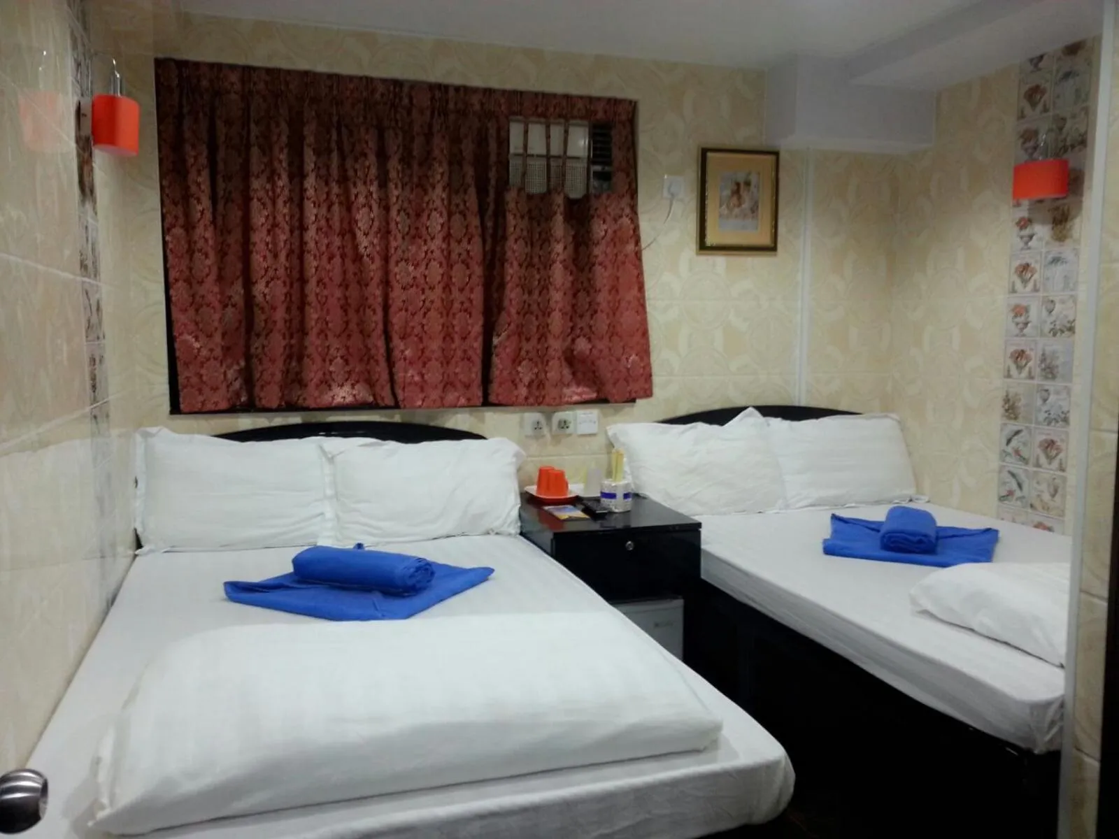 Bedroom, Bed in Dutch Hostel