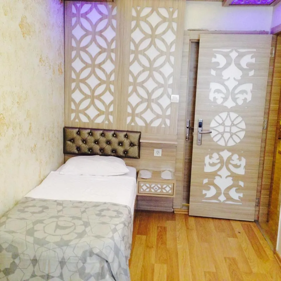 cot in Fors Hotel Istanbul yeni kapı