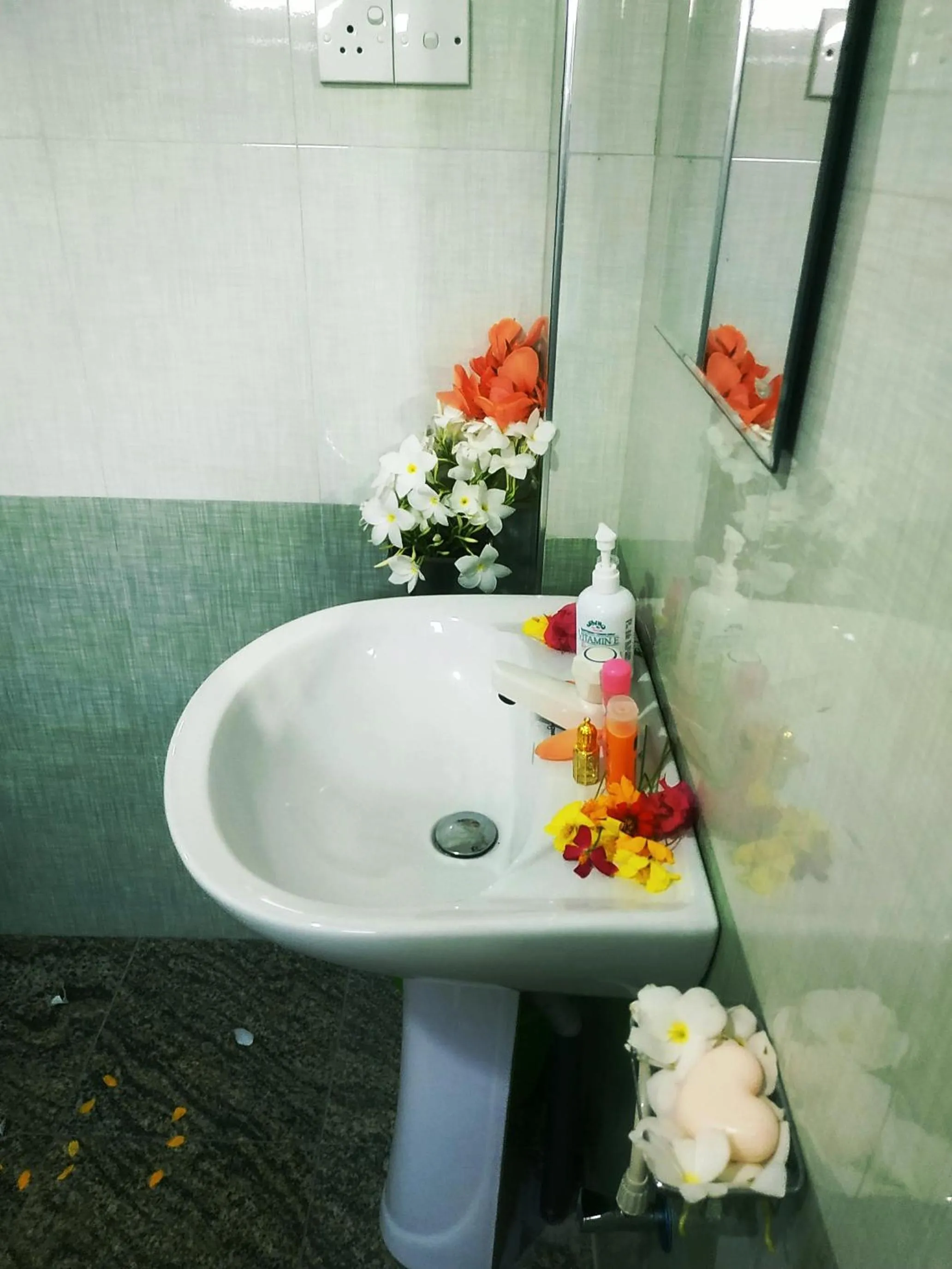 Bathroom in Greenwood Udawalawa Safari Resort