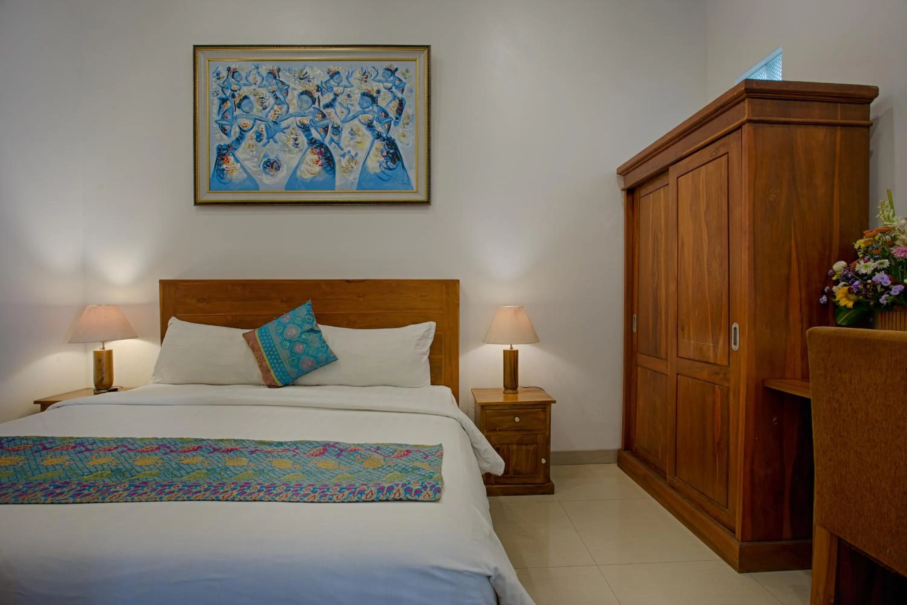 Photo of the whole room, Bed in My Villa and Resort Canggu