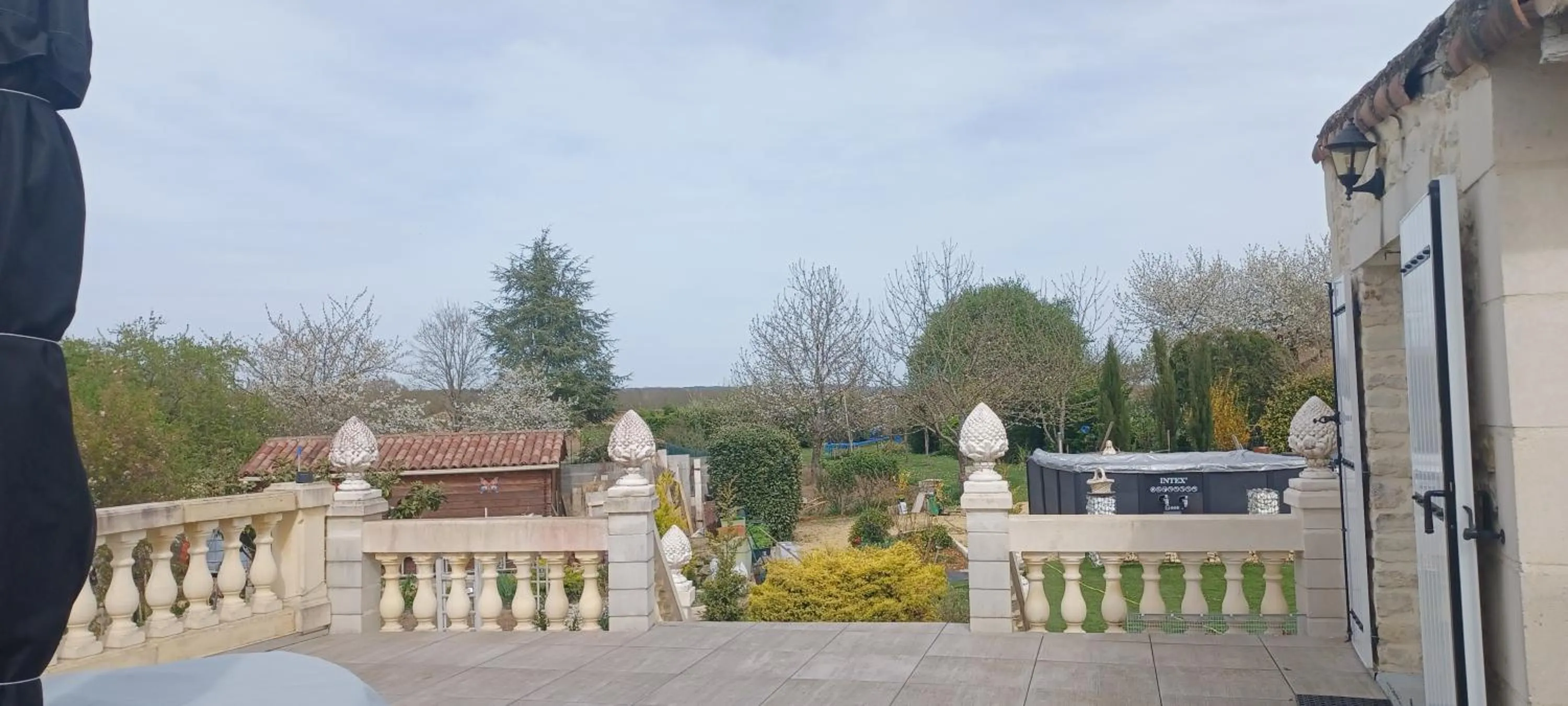 Swimming pool in Chambre d'Hôtes Les Orchidées FUTUROSCOPE CHASSENEUIL POITIERS