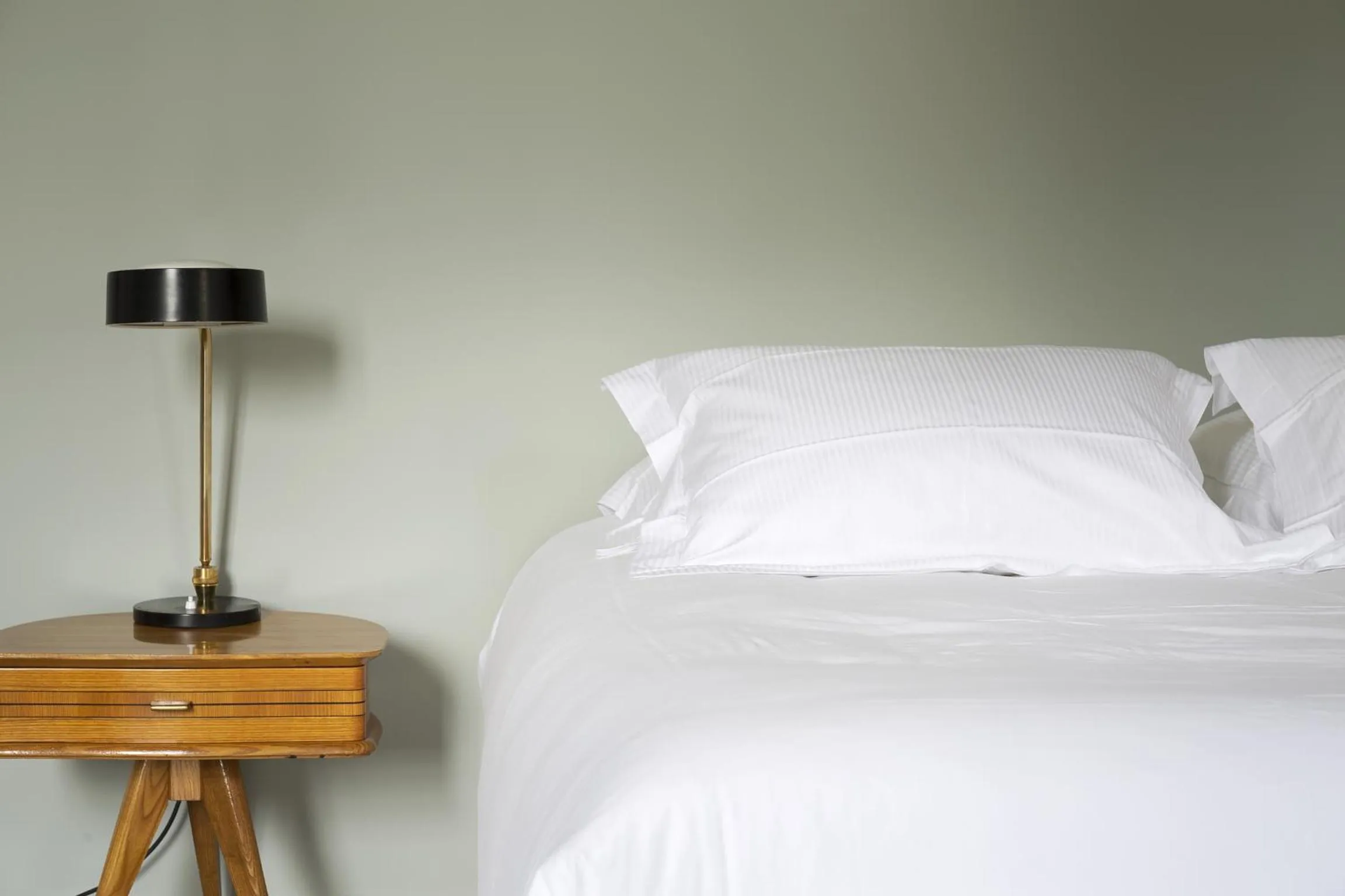 Decorative detail, Bed in Mas de Lafeuillade