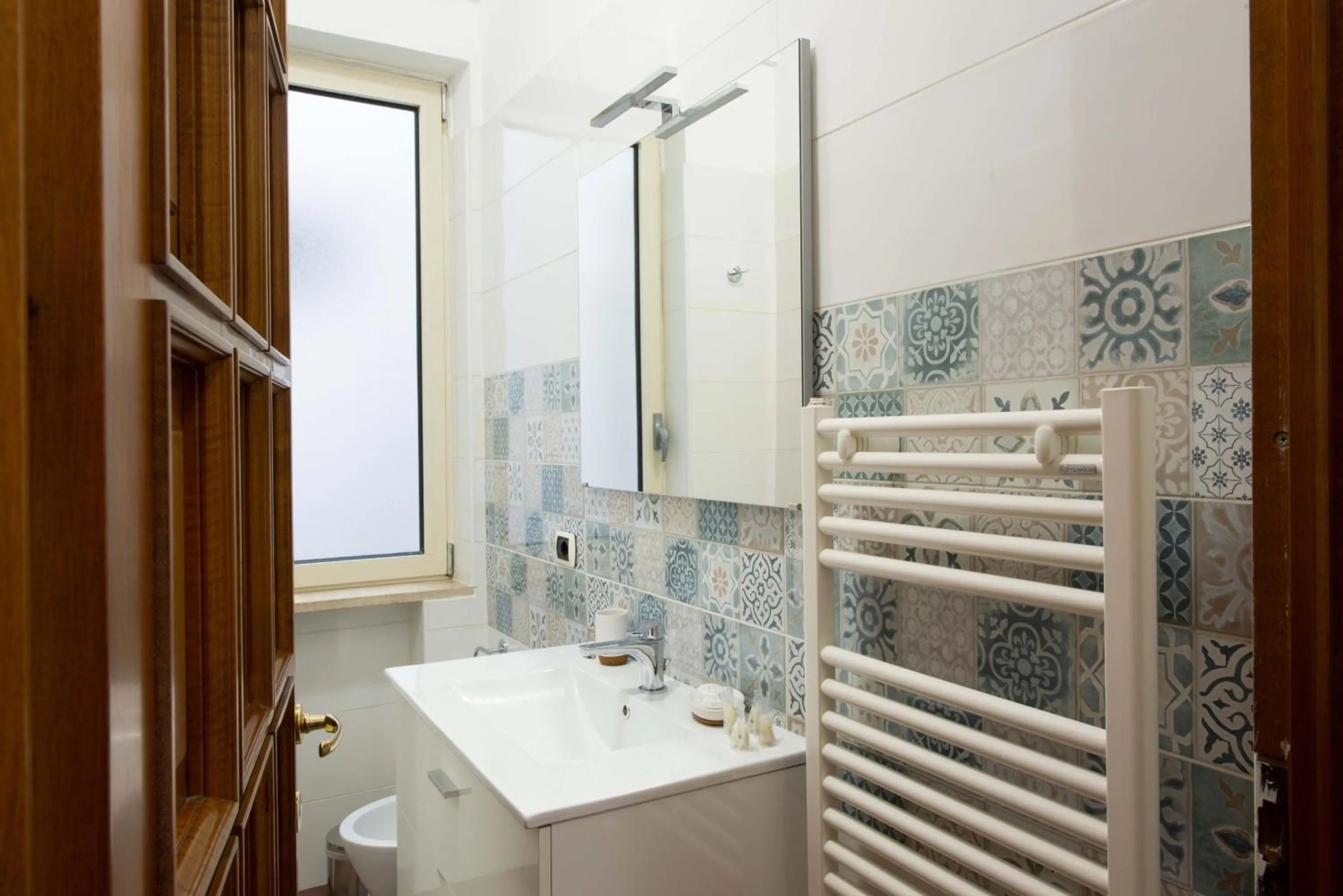 Bathroom in L'Insolita Reggia