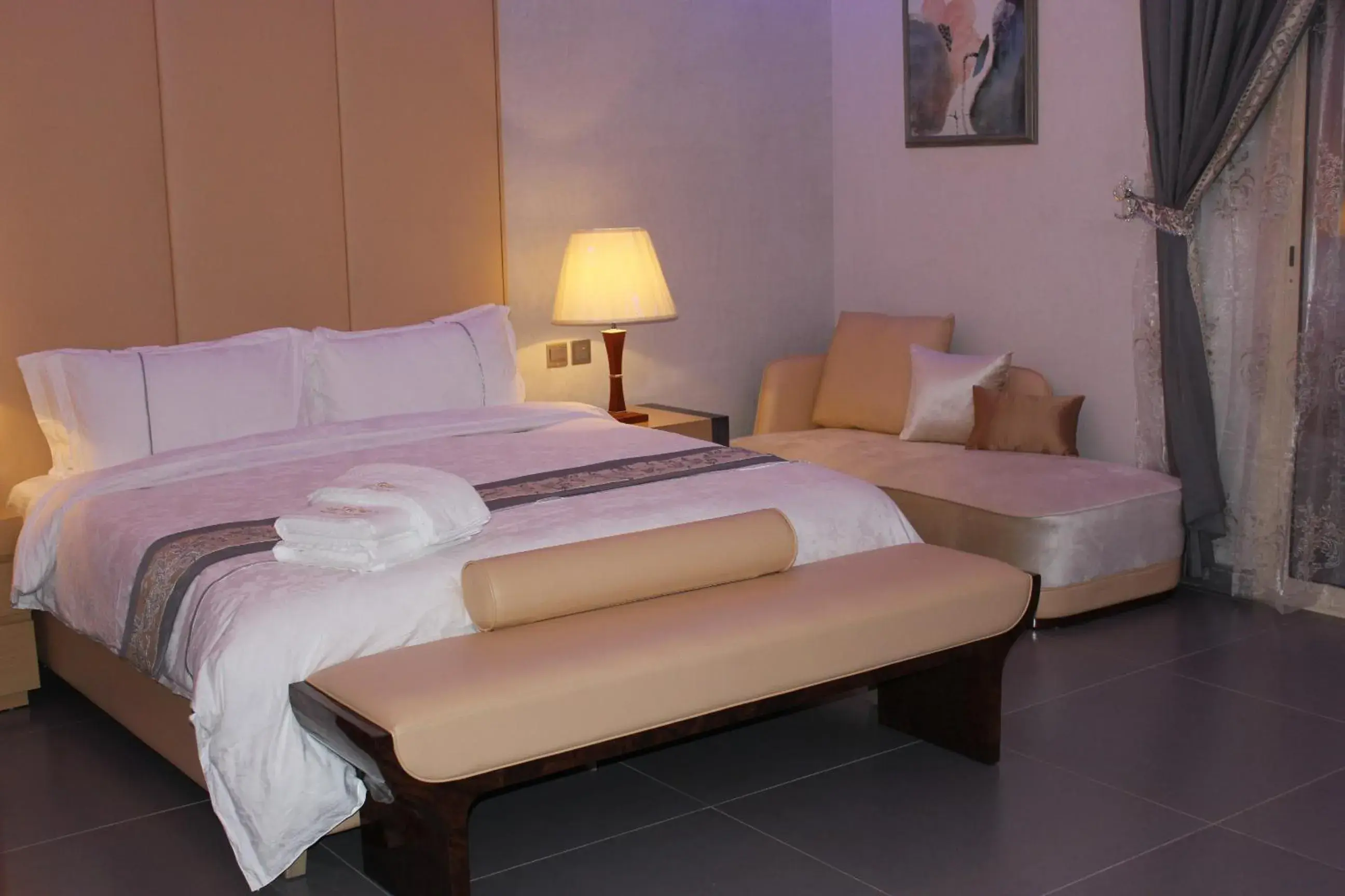 Apartment With Shared Bathroom in Refal Homes Apartment With Shared Bathroom in Refal Homes