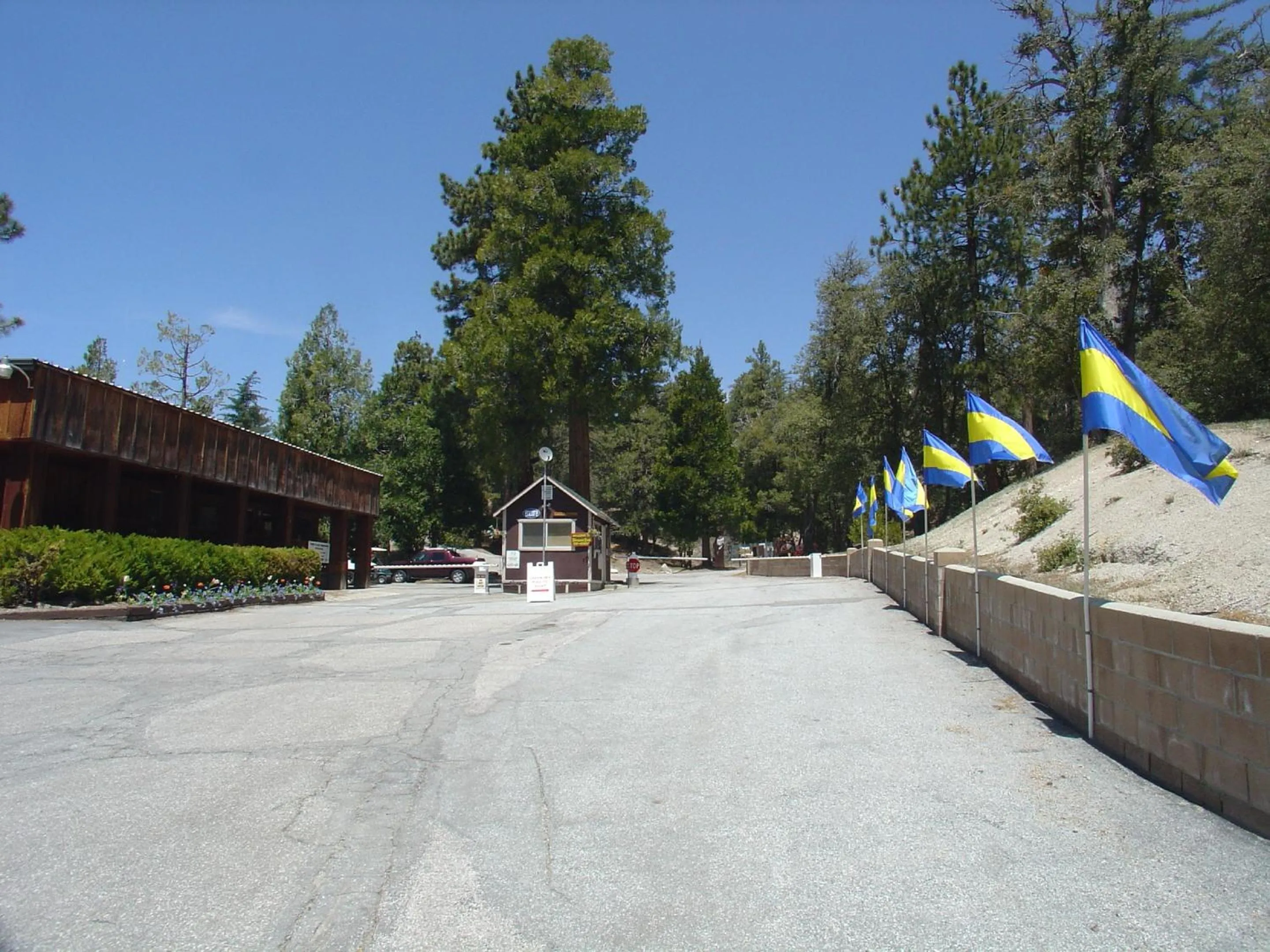Idyllwild Camping Resort Wheelchair Accessible Cottage