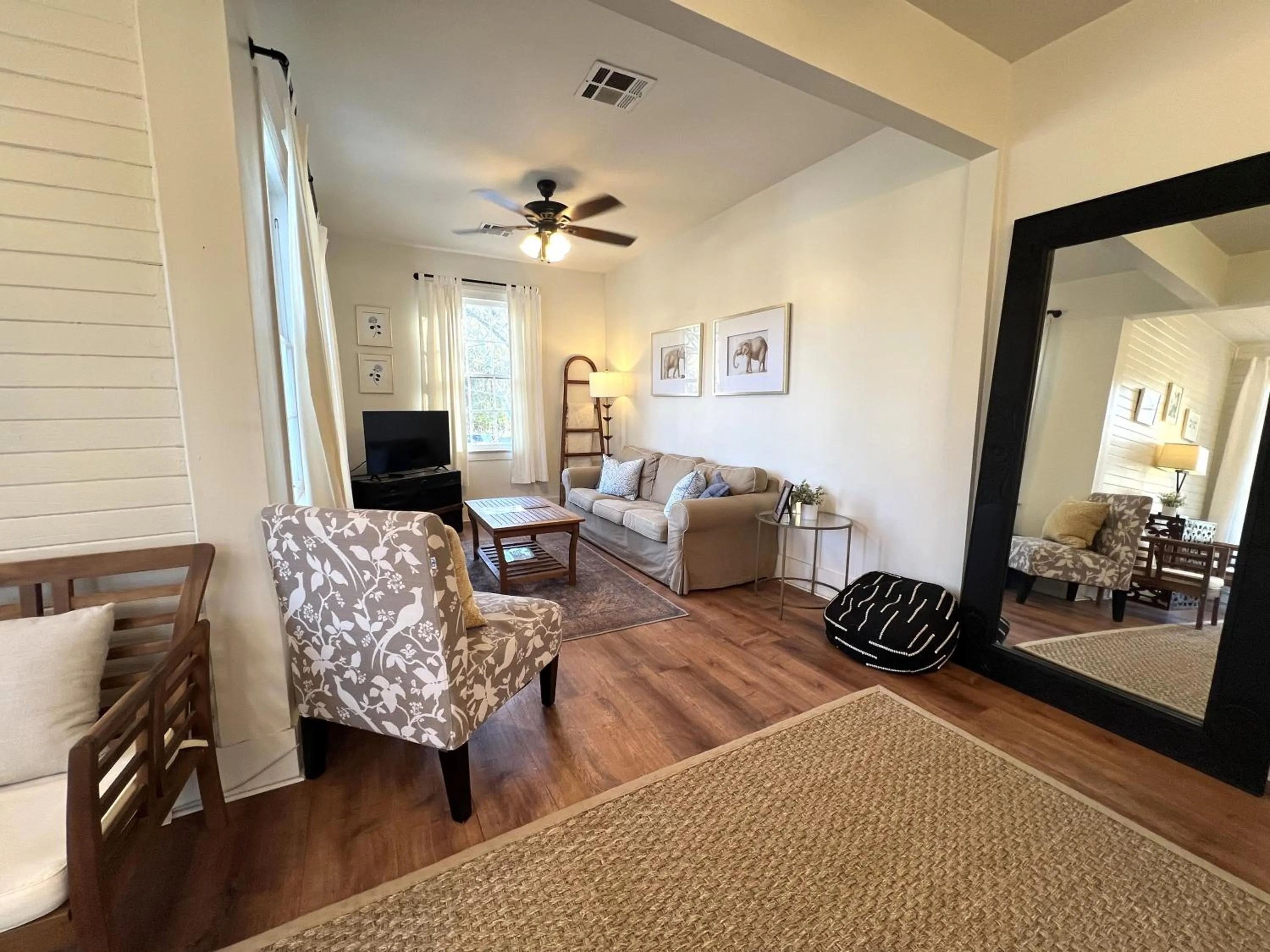 TV and multimedia in The Myrtles