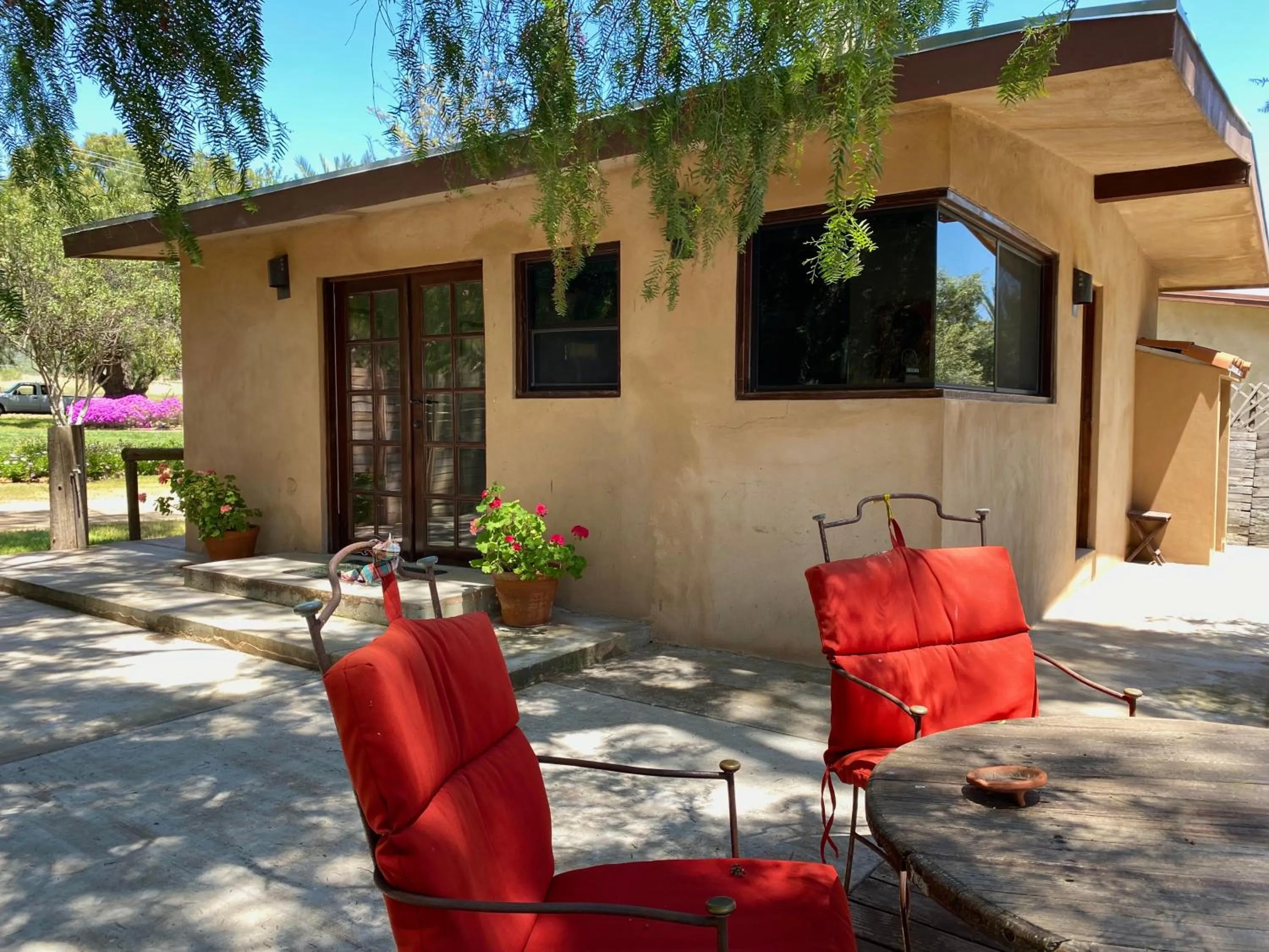 Property building in Rancho Toros Pintos