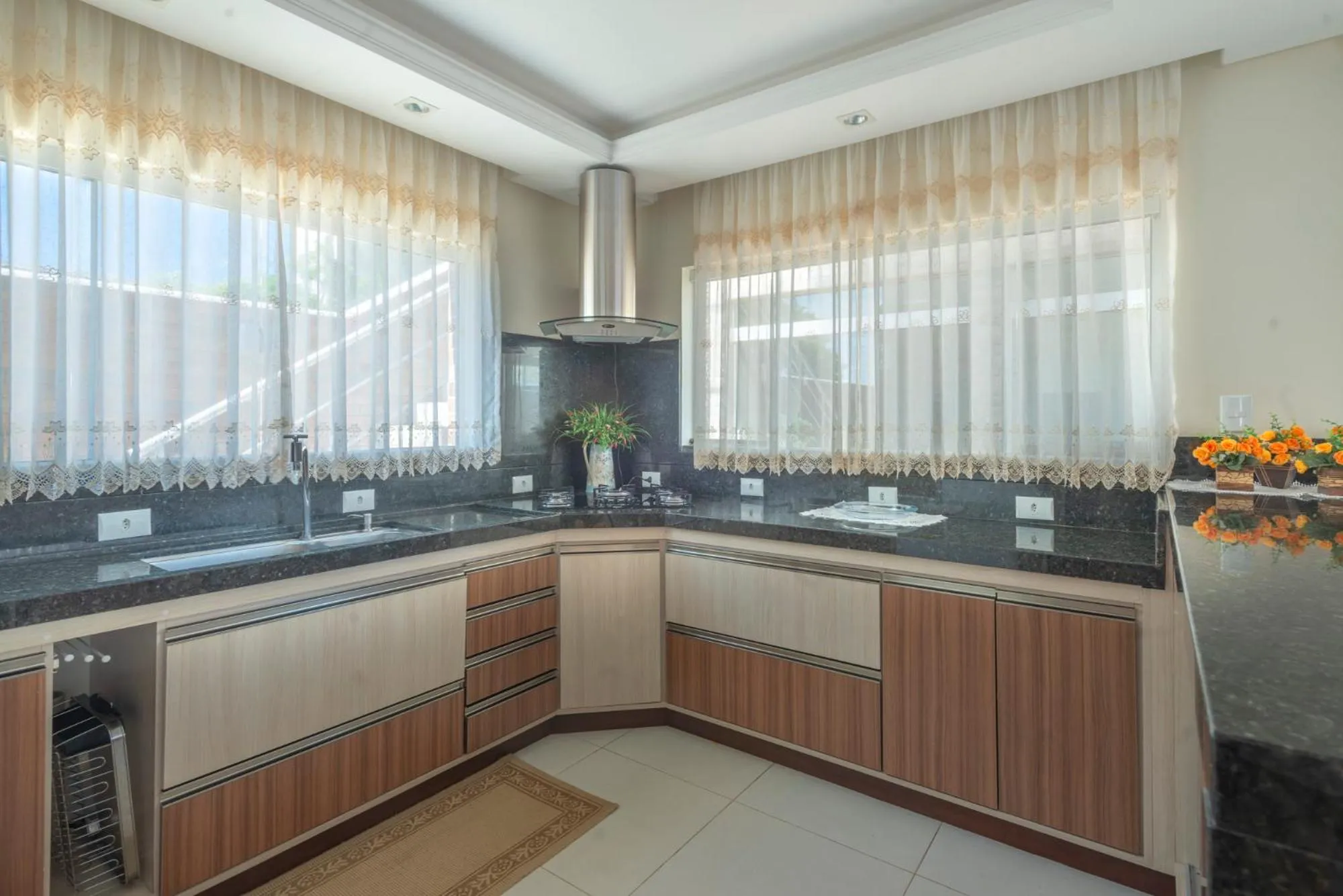 Communal kitchen in Residencial Onda Azul