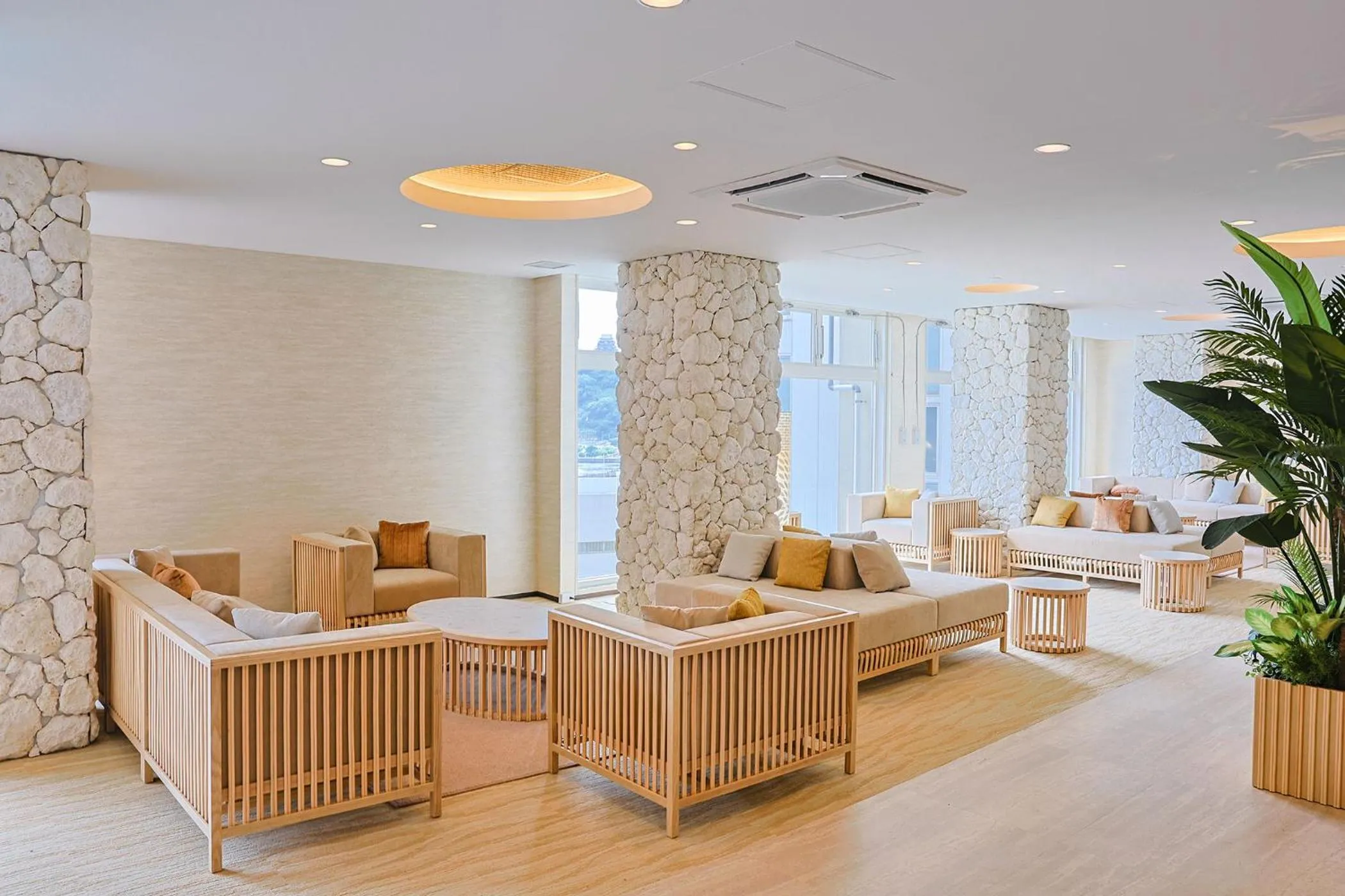 Lobby or reception in Ooedo Onsen Monogatari Premium Atami