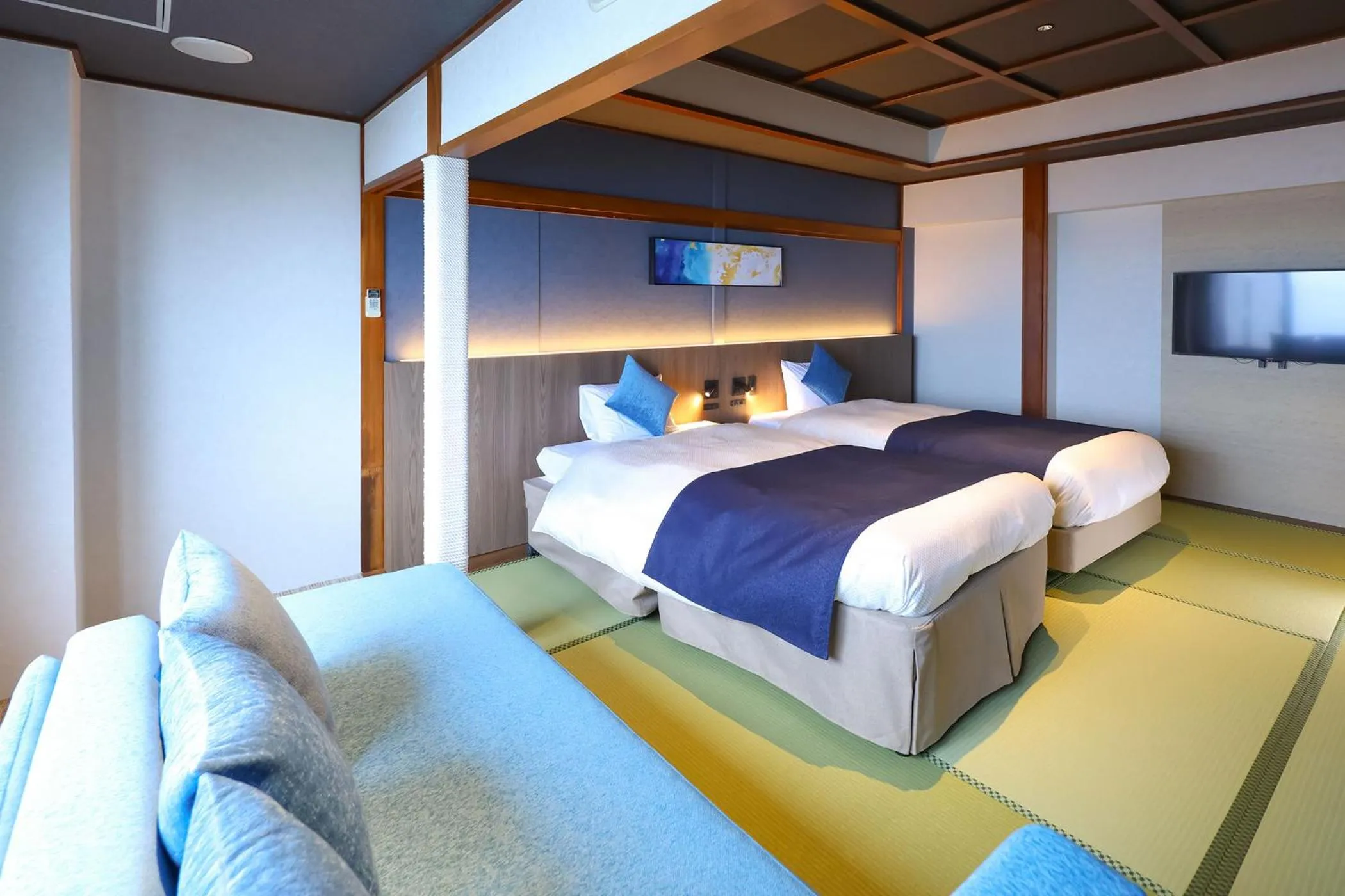 Bed in Ooedo Onsen Monogatari Premium Atami