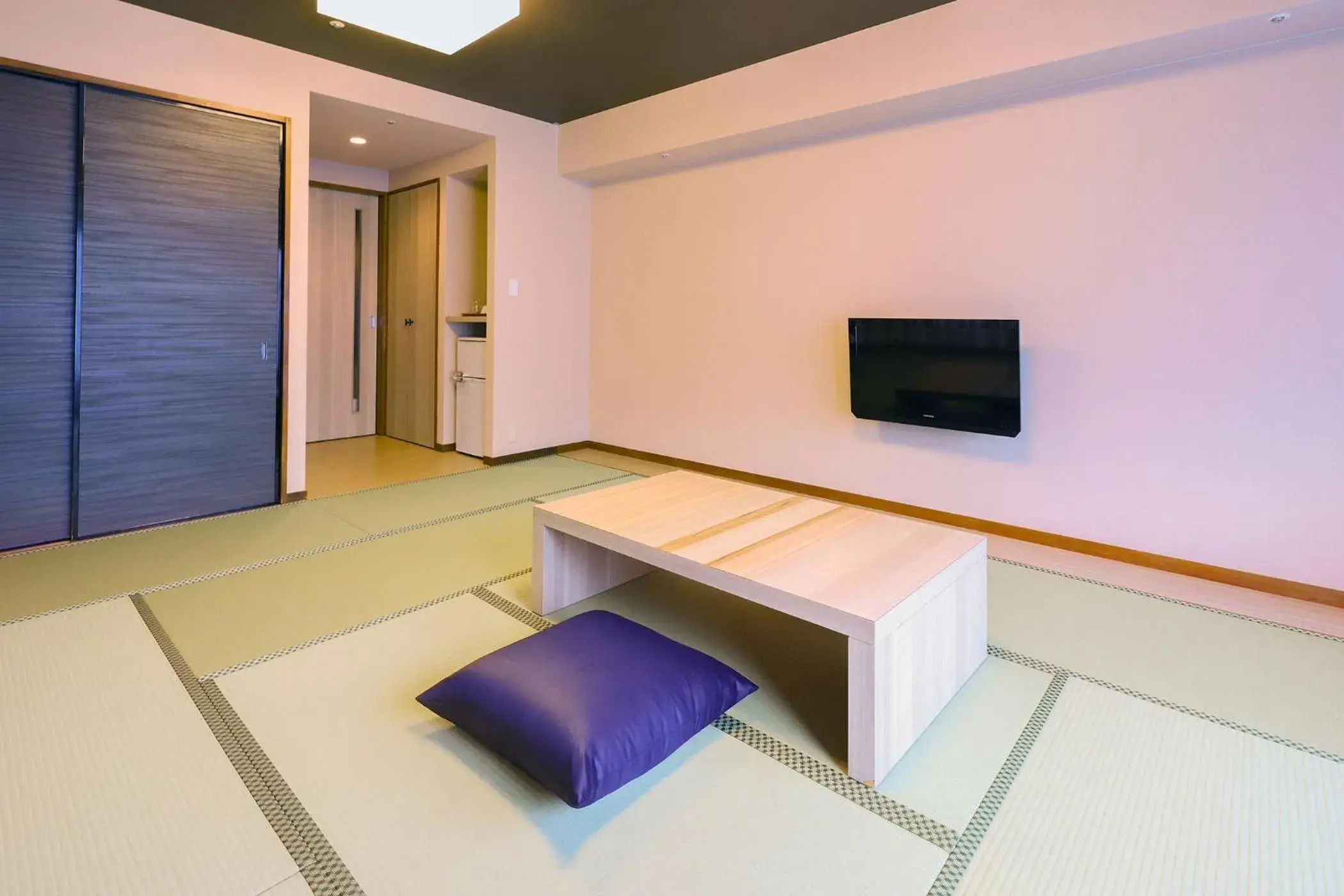 Standard Japanese-Style-Room 15 square yards No View - Non-Smoking - Shared Bathroom in Ooedo Onsen Monogatari Premium Atami Standard Japanese-Style-Room 15 square yards No View - Non-Smoking - Shared Bathroom in Ooedo Onsen Monogatari Premium Atami