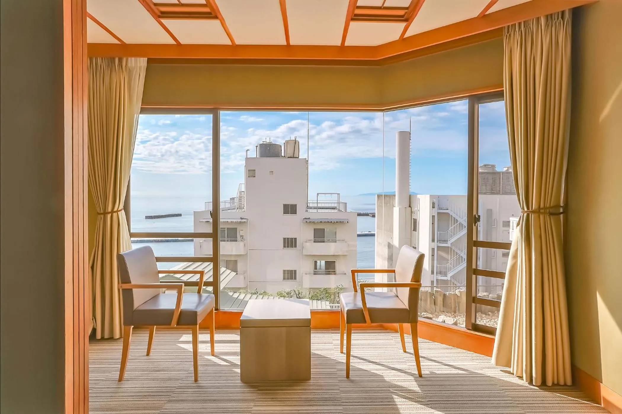 Ooedo Onsen Monogatari Premium Atami