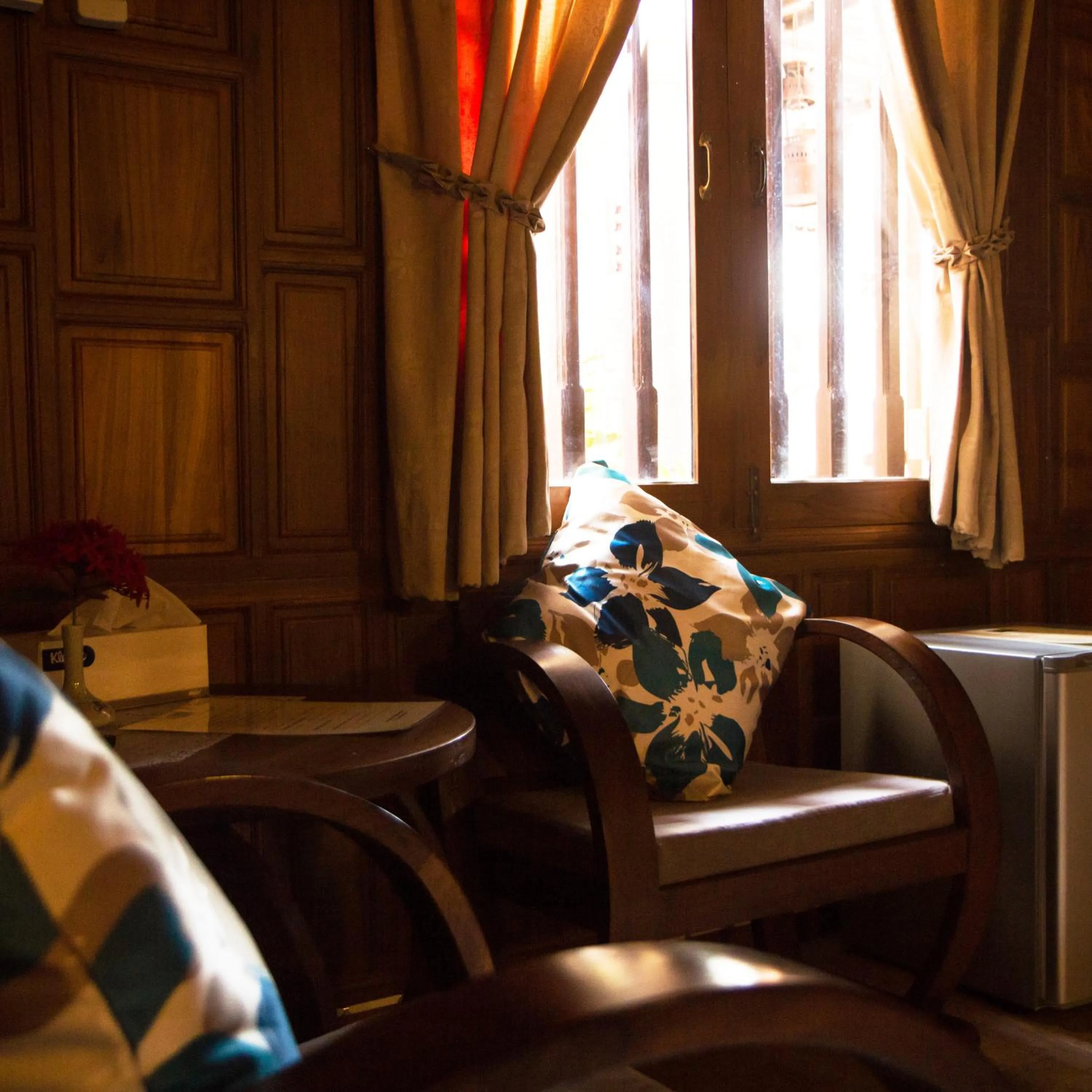 Seating area in Baanthep Antique Homestay